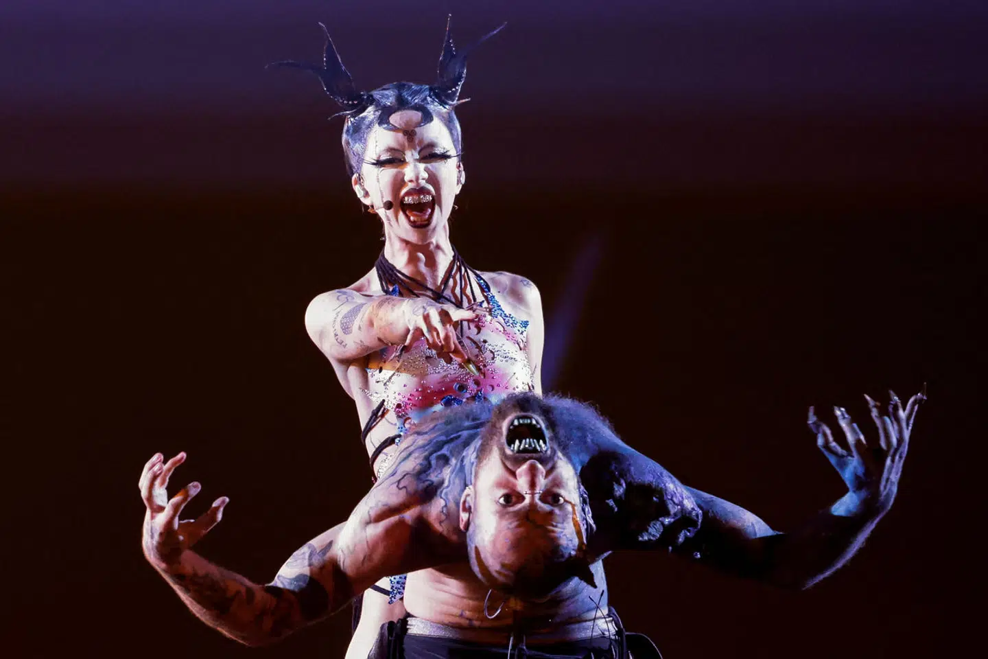 Den irske Eurovision-deltager Bambie Thug, der er nonbinær, ville ikke føle sig velkommen i Gaza, mener Maradona Isho.