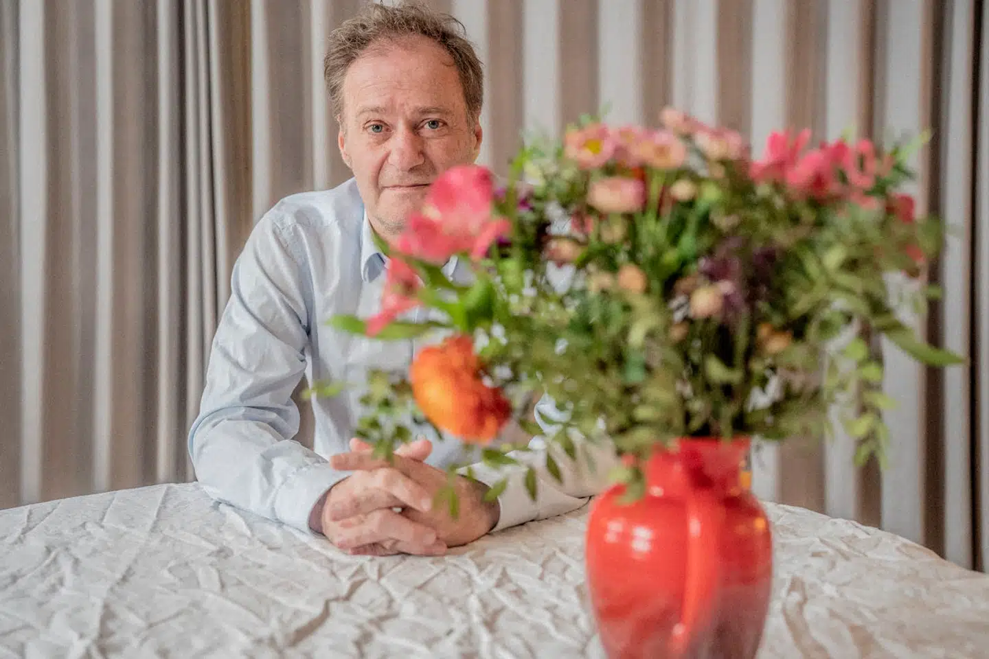 Forfatter og debattør Knud Romer mener ikke, at det udelukkende er kunsten, der er i fokus hos Statens Kunstfond.