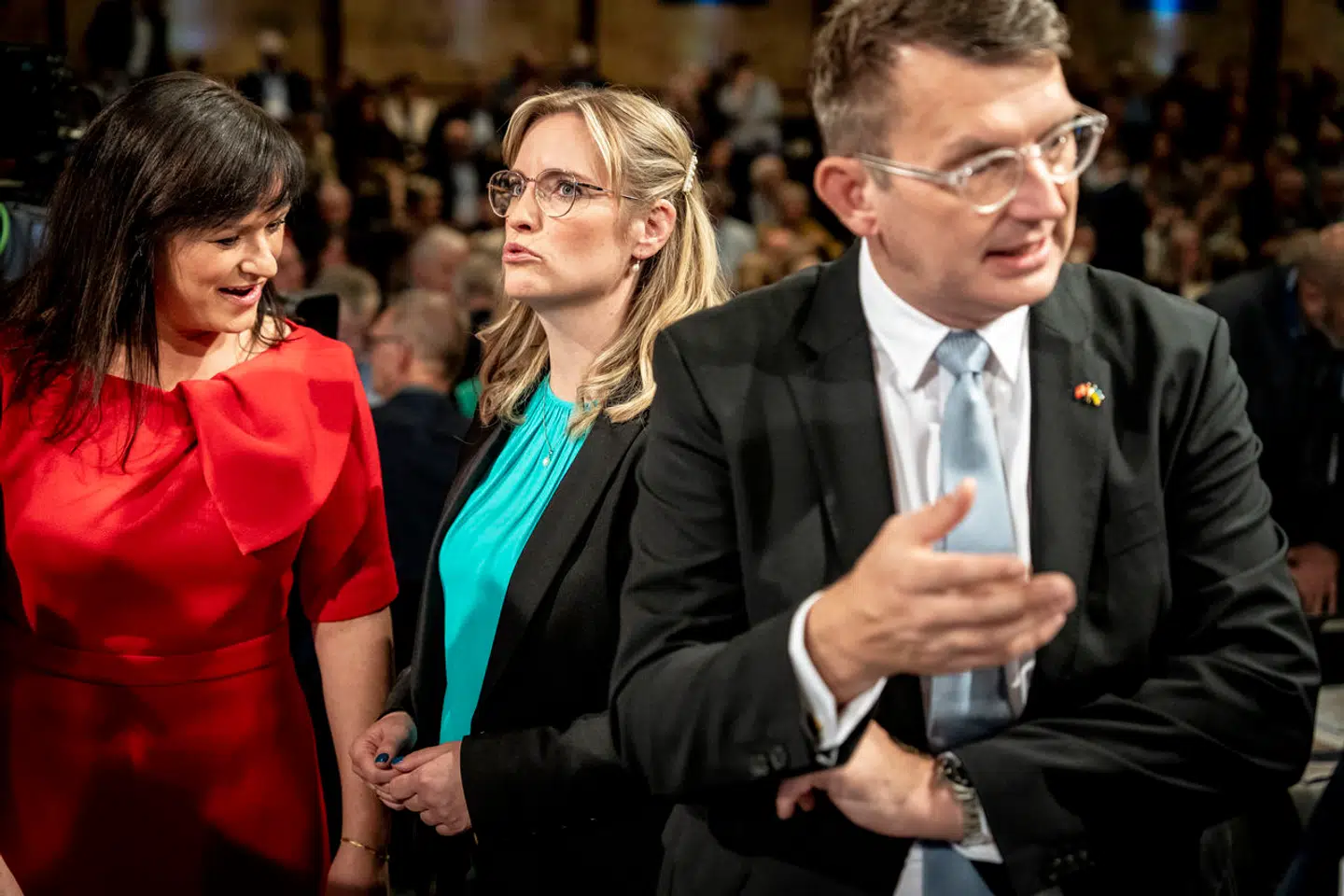 Venstre-toppen er den seneste tid blevet mødt af flere dårlige meningsmålinger. Nu står Sophie Løhde, Stephanie Lose og Troels Lund Poulsen endnu en gang over for en, og denne gang deler to valgforskere ildevarslende forudsigelser for det liberale parti.