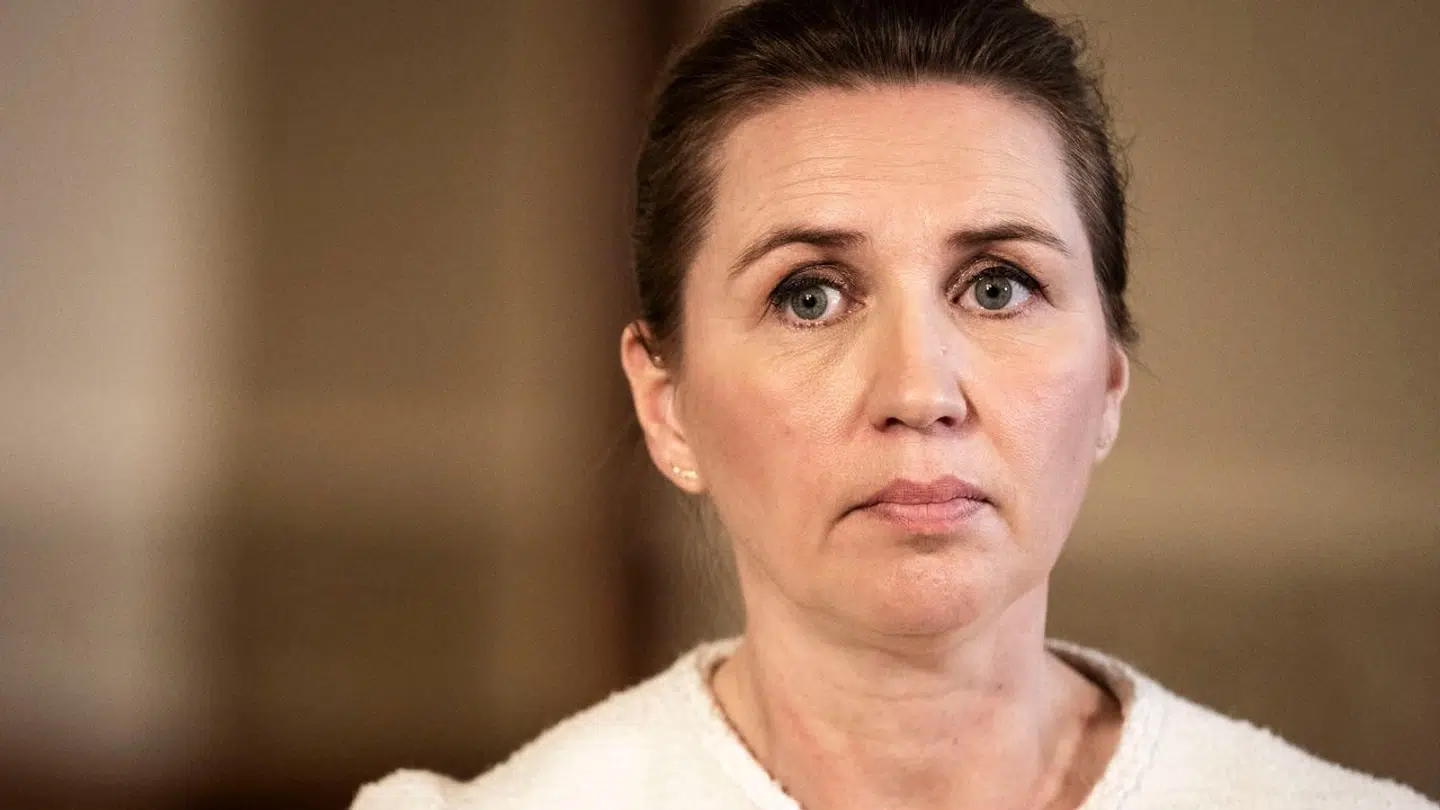 Siden folketingsvalget i 2022 har Mette Frederiksen og Socialdemokratiet mistet næsten ti procentpoint i meningsmålingerne.