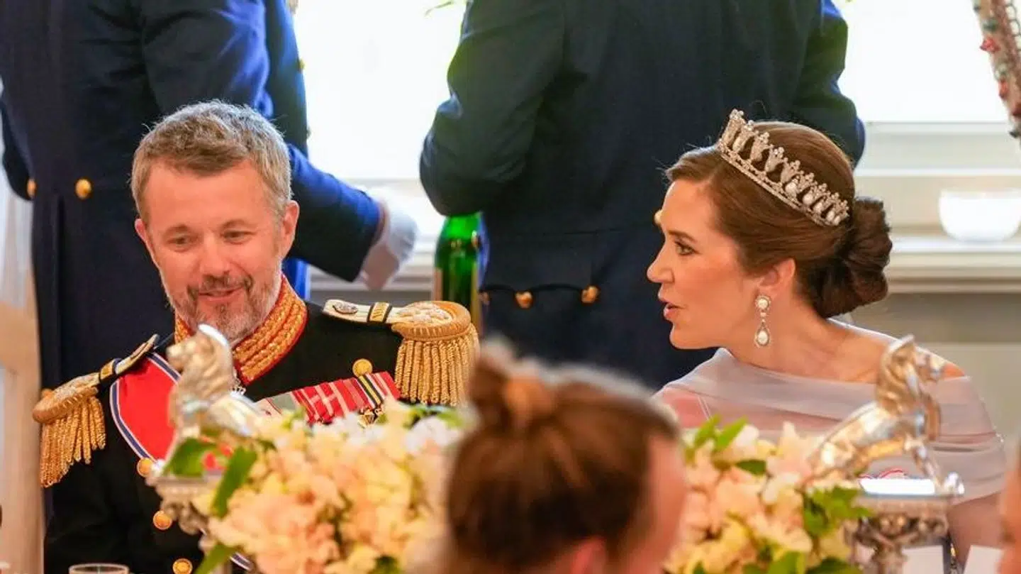 Dronning Mary og kong Frederik ved gallamiddagen i Oslo.