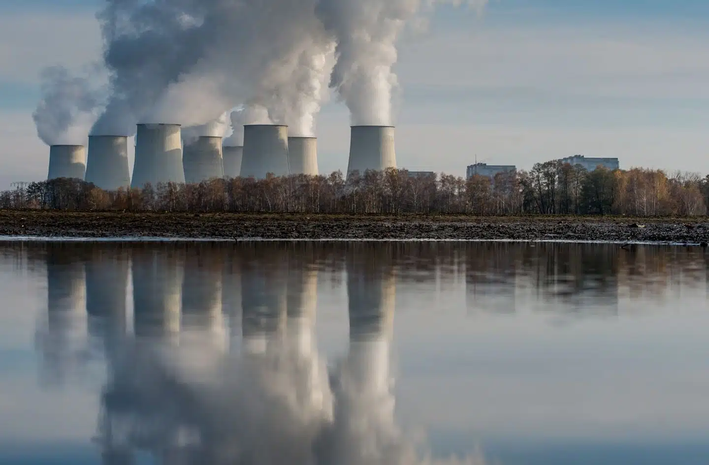 »Det er helt afgørende lige nu, at ESG ikke overkompliceres og ikke bliver en nem vej til greenwashing. Alle vi rådgivere har et ansvar for, at dette bliver nemt og ærligt for virksomhederne,« skriver Lotte Hansen.