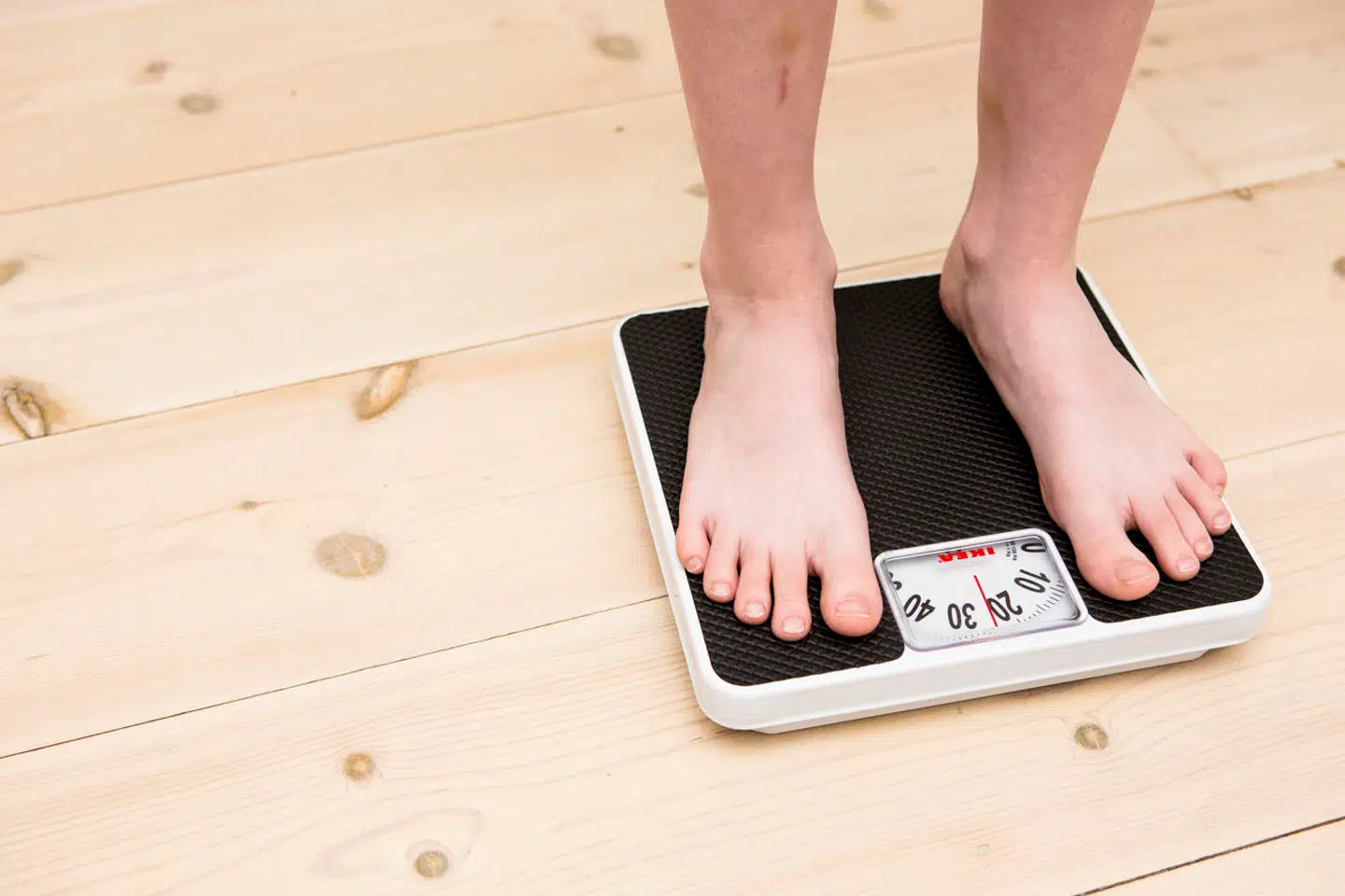 Danske forskere vil nu undersøge, hvorfor nogle personer ikke påvirkes af det fedmefremmende samfund, og hvordan den viden kan bruges i kampen mod overvægt.