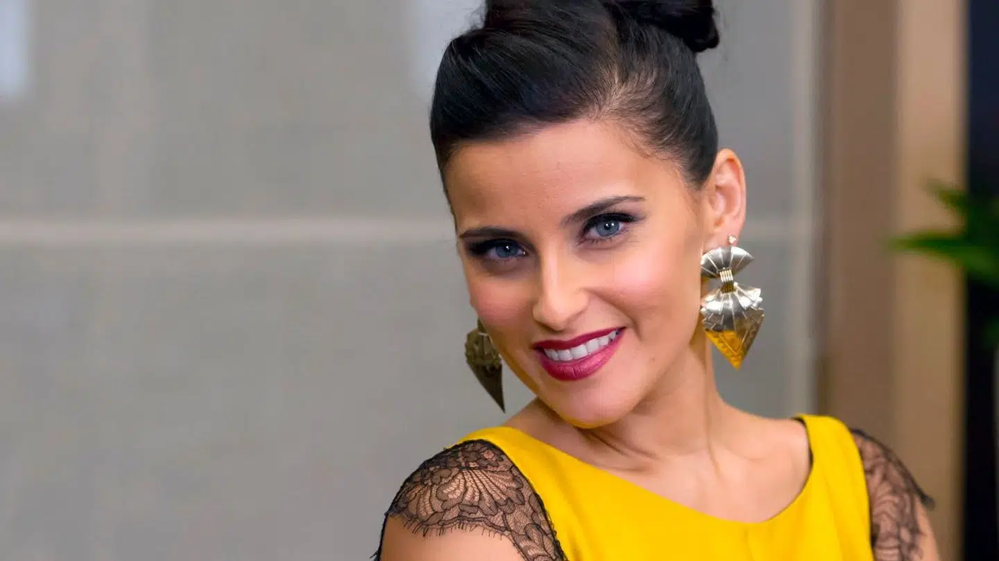 Nelly Furtado fik sit gennembrud i 2000 med sangen 'I'm Like a Bird'.