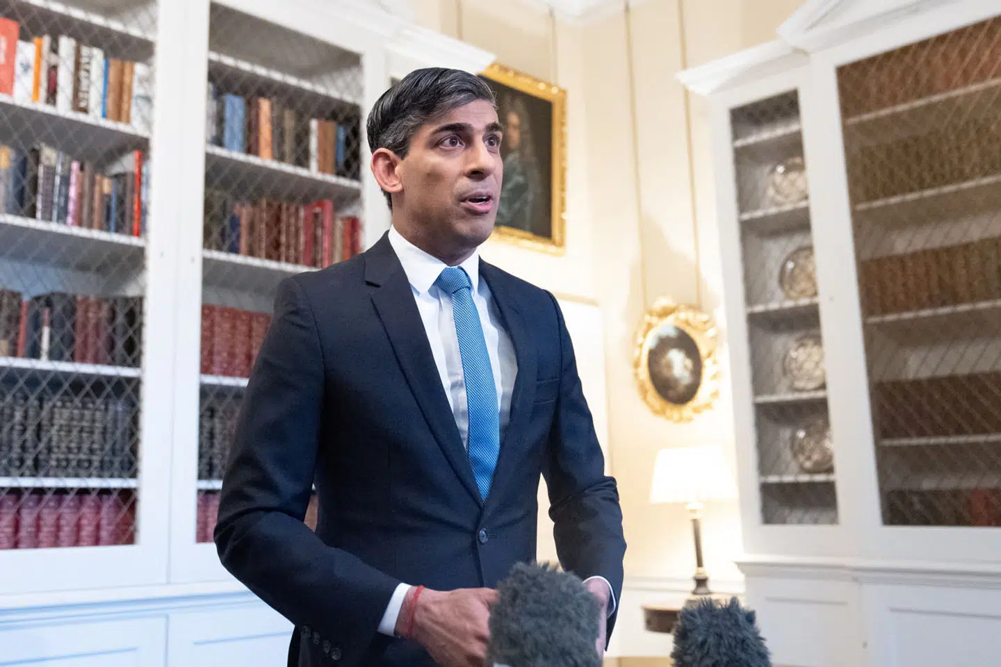 Helt opsigtsvækkende udskriver Storbritanniens premierminister, Rishi Sunak, valg.