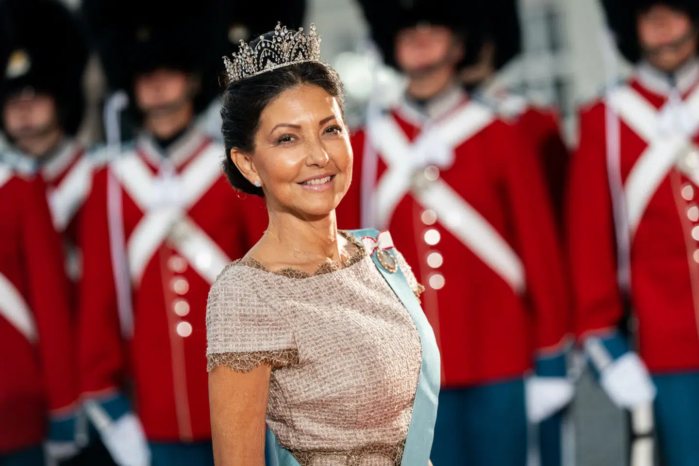 Grevinde Alexandra har sønnerne grev Nikolai og grev Felix med eksmanden prins Joachim. Hun stoppede med at modtage apanage, da sønnerne var fyldt 18 år.