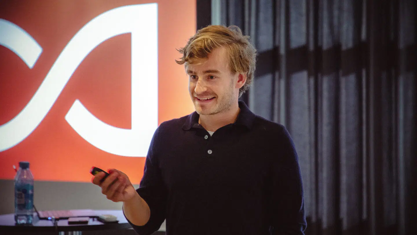 Oliver Victor Kristensen har skabt DNA for at hjælpe de største danske talenter i overgangen fra at være toptalent til at blive en professionel atlet, der konkurrerer mod verdens bedste.