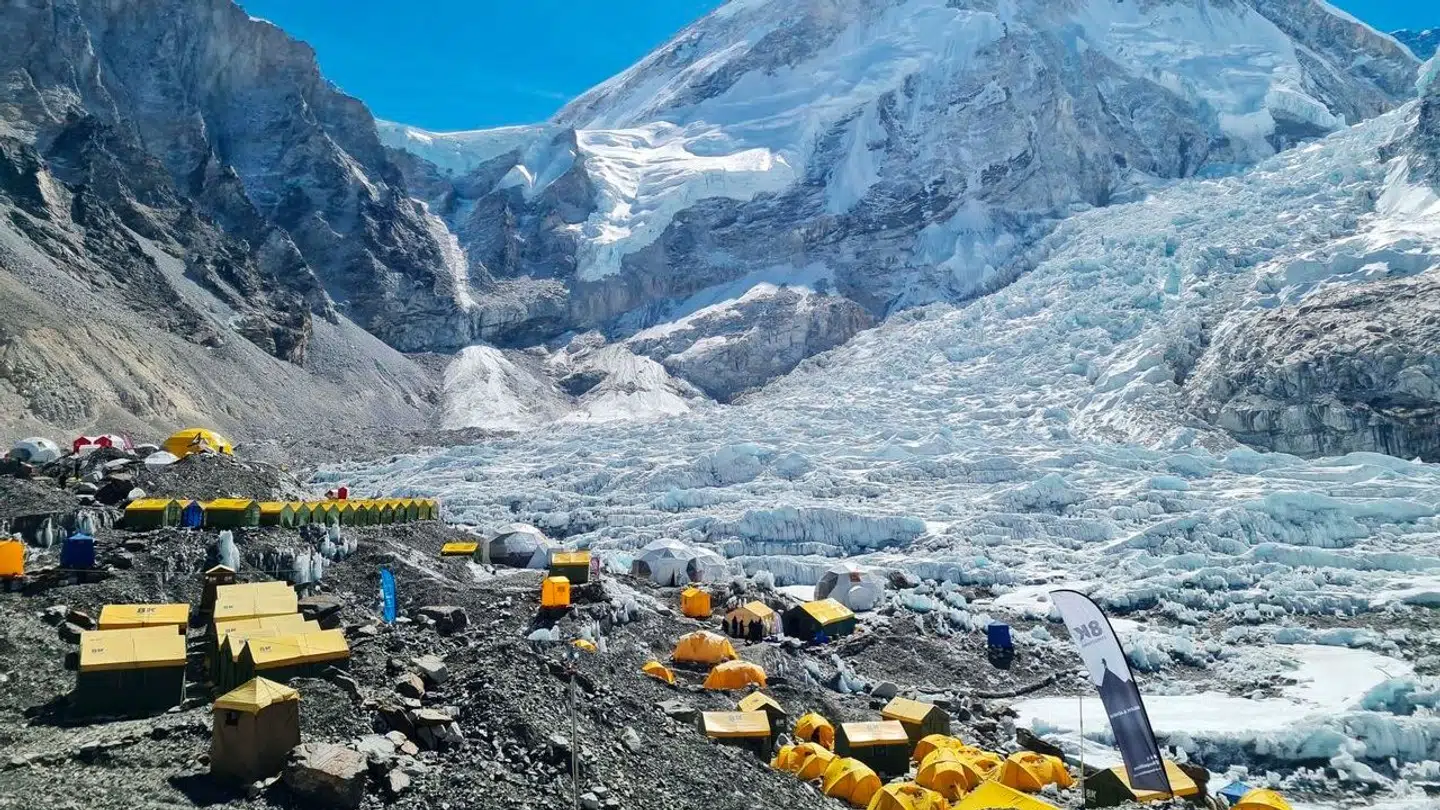 Her ses basecamp ved Mount Everest.