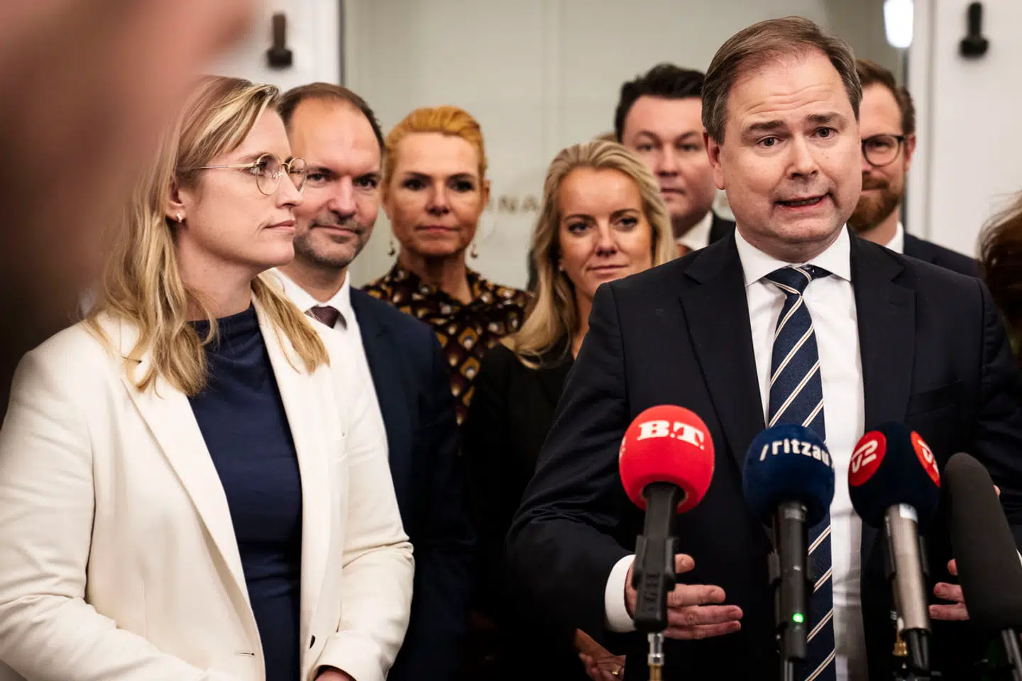 »Det er nu, det gælder. Nej, det er ikke nok, at Forsvaret styrkes og en raffinering af vores sundhedsvæsen fastholdes i offentligt regi. Skatten skal ned. Rigtigt ned. Ned,« skriver Søren Pind. Her præsenteres personskattereform i Finansministeriet, 14. december 2023.