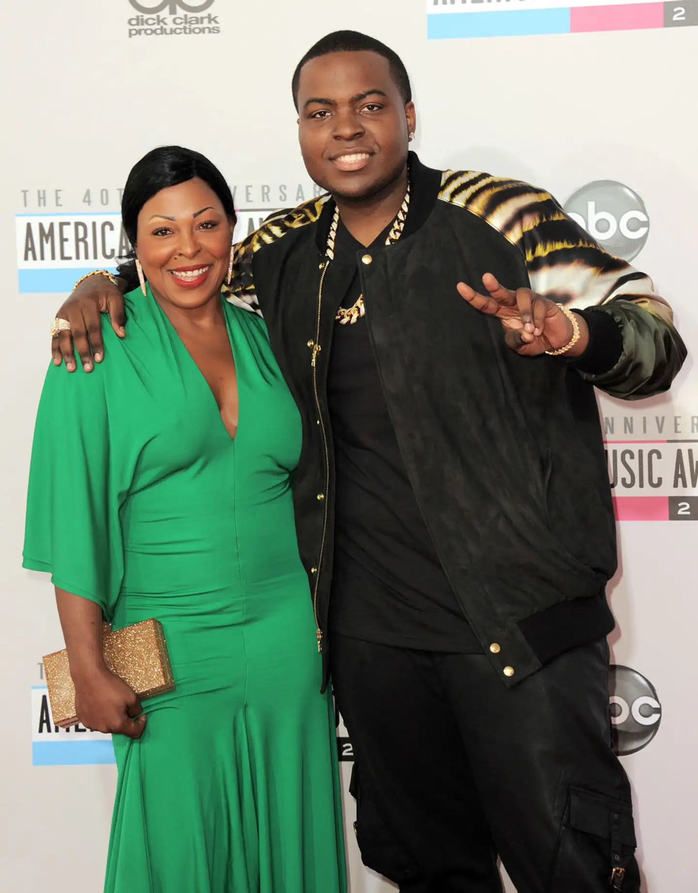 Her ses Sean Kingston tilbage i 2012 sammen med sin mor, Janice Turner.