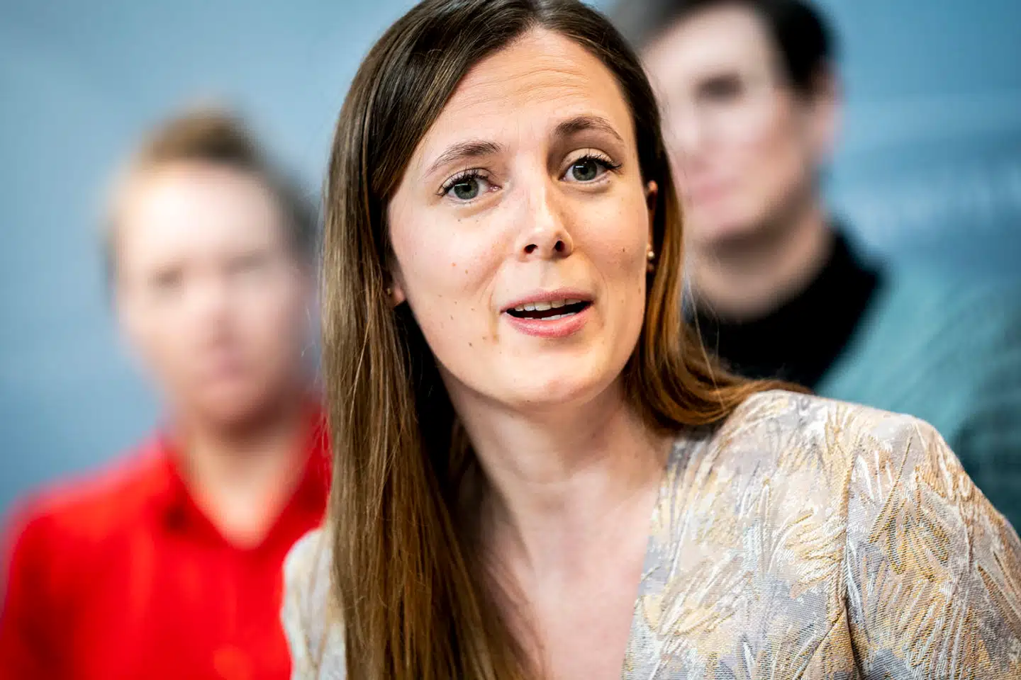 Anonyme kilder har fortalt Ekstra Bladet, at Katrine Robsøe (R) angiveligt græd under en forhandling i Beskæftigelsesministeriet.