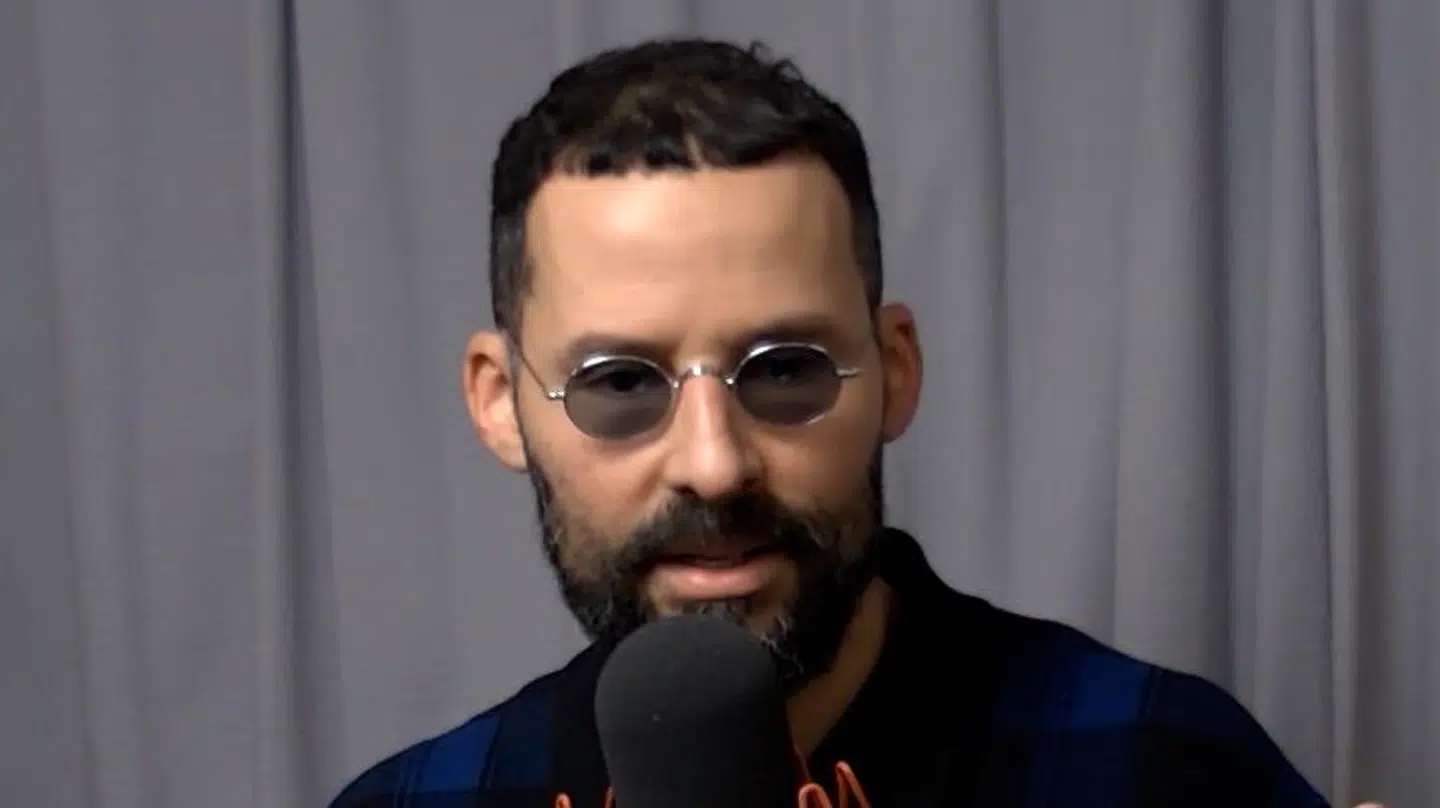 Isam B. har stævnet debattøren Jaleh Tavakoli for 50.000 kroner