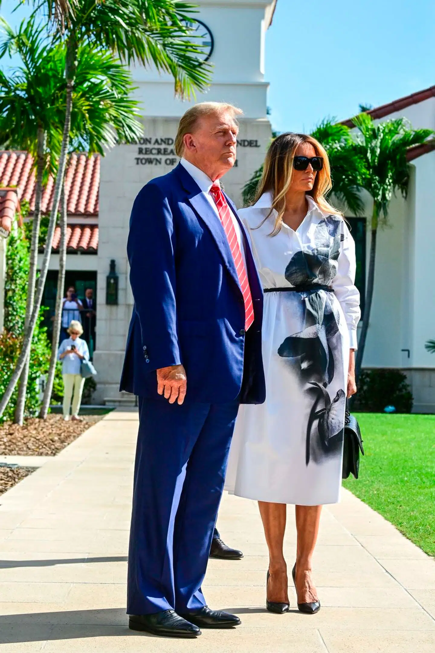 Siden 2019 har tidligere præsident Donald Trump været bosat i Palm Beach i Miami. Her ses han i Palm Beach med sin kone Melania Trump i forbindelse med primærvalget i marts.