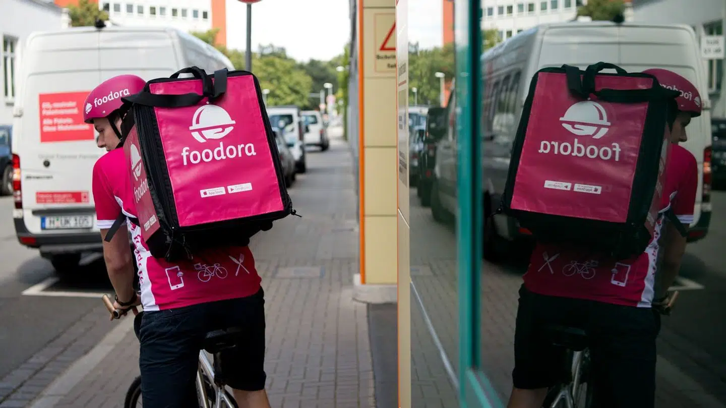 Foodora er kendetegnet ved de pink bude.