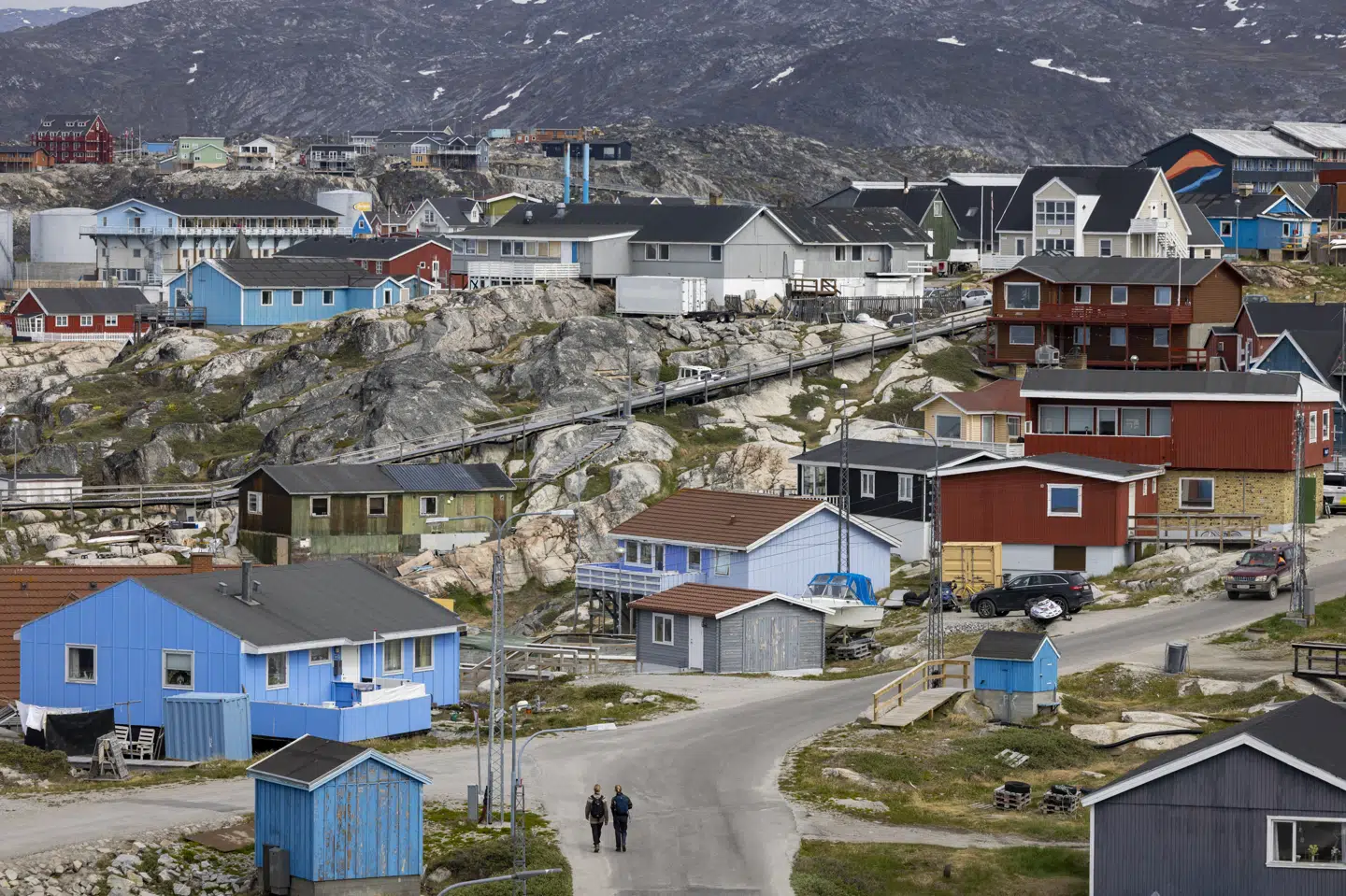 Indbyggerne i den grønlandske by Ilulissat må vente længe på at se byens lufthavn åbne. Færdiggørelsen af den er nu udskudt fra 2025 til 2026. (Arkivfoto).