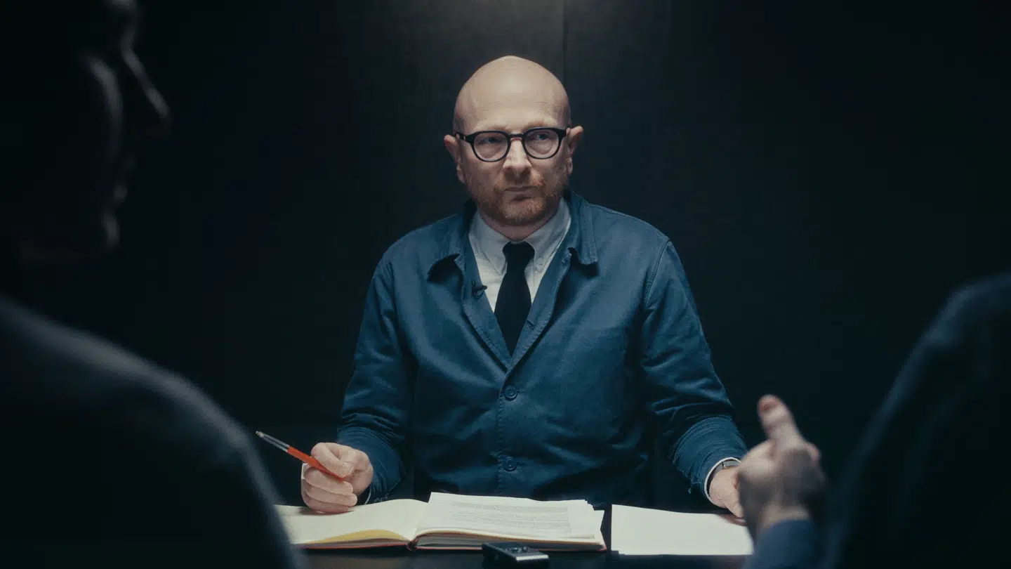 Mads Brügger i 'Den sorte svane'. Foto: TV 2 DANMARK