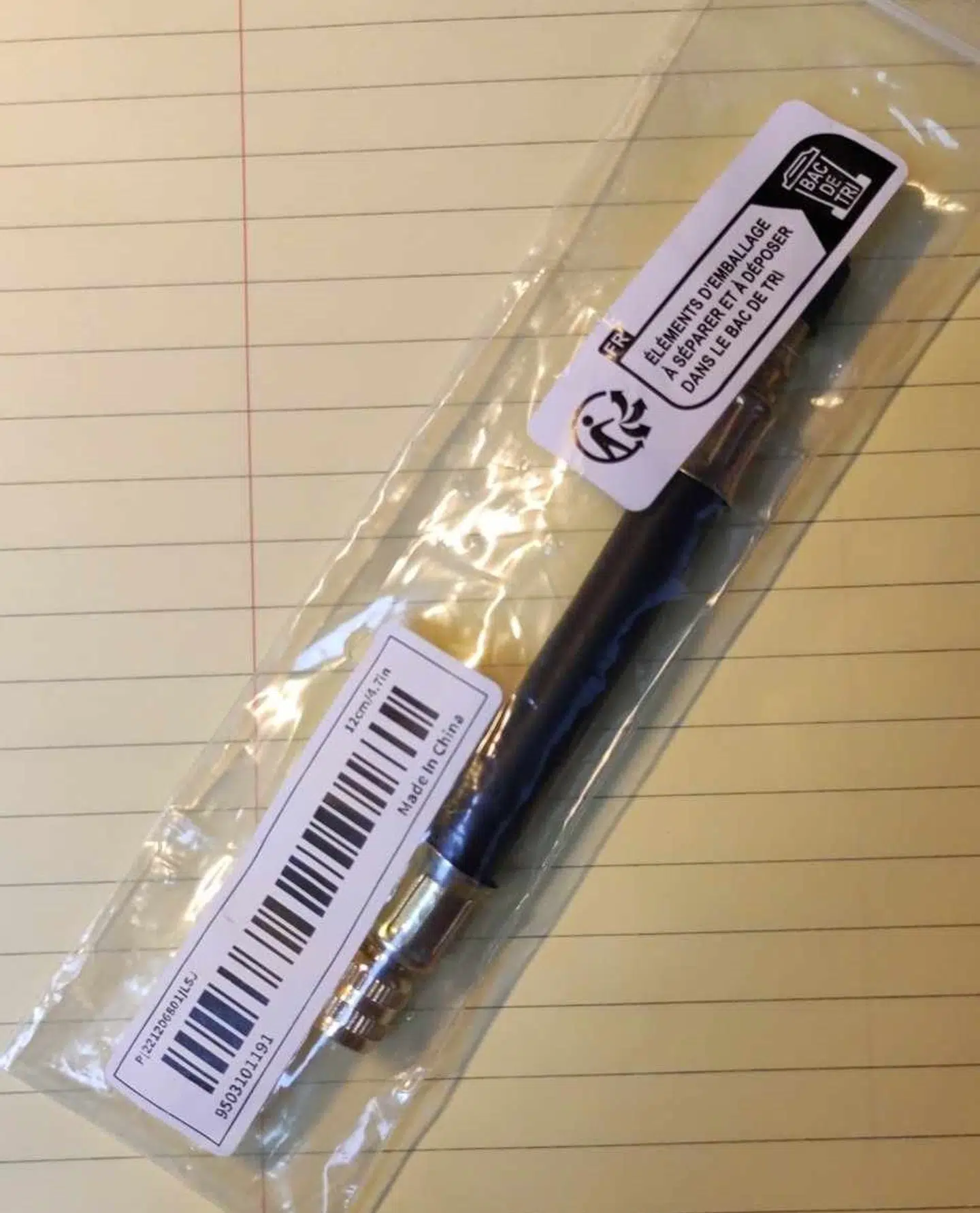 Her er den ventilforlænger, Jens Pedersen købte hos Temu, og efter syv dage modtog.