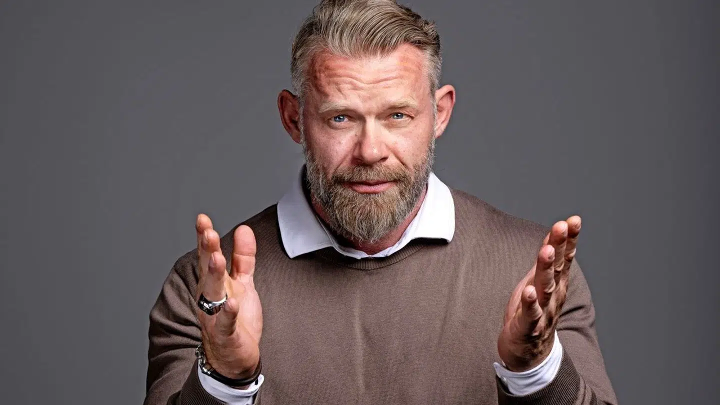 "Derfor bliver vi nødt til at indse, at Vestens indflydelse og magt i verden ikke er nogen naturtilstand. Vores liberale værdier lige så. Dem skal der tværtimod kæmpes for."