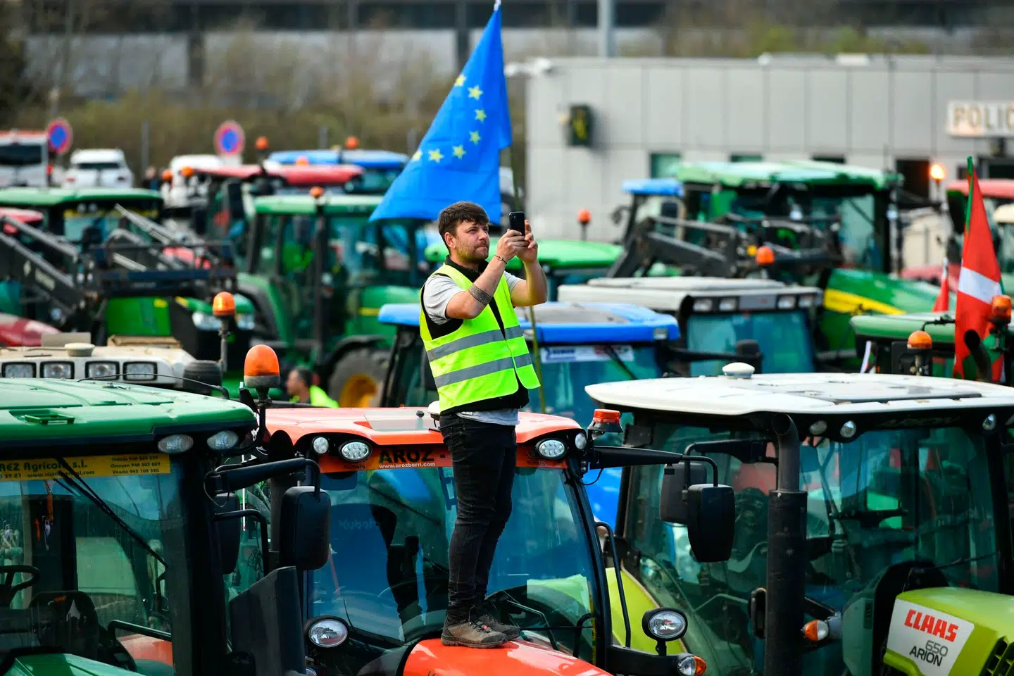 Traktorprotest på grænsen mellem Spanien og Frankrig i april. Foto: Gaizka Iroz, Scanpix