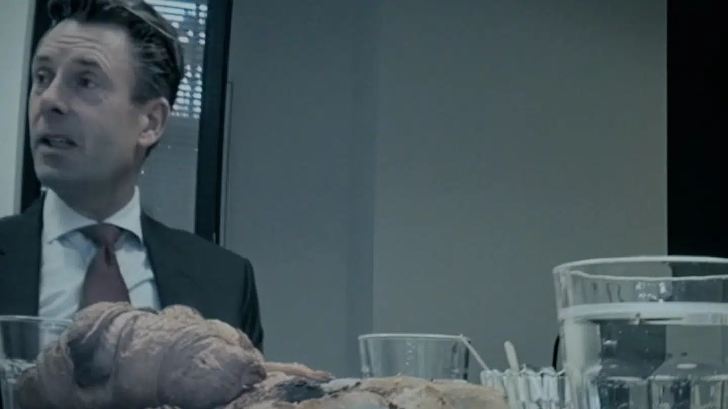 Tidligere topadvokat i Horten, Nicolai Dyhr, ankalges for at have smølet i konkurssager, som vedrører champagne-drengen Martin Malm.