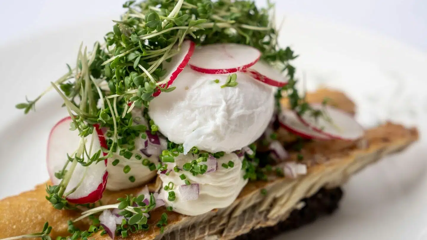 Hvad skal man så spise, når man er i København? Svaret er smørrebrød. Foto: Liv Latricia Habel