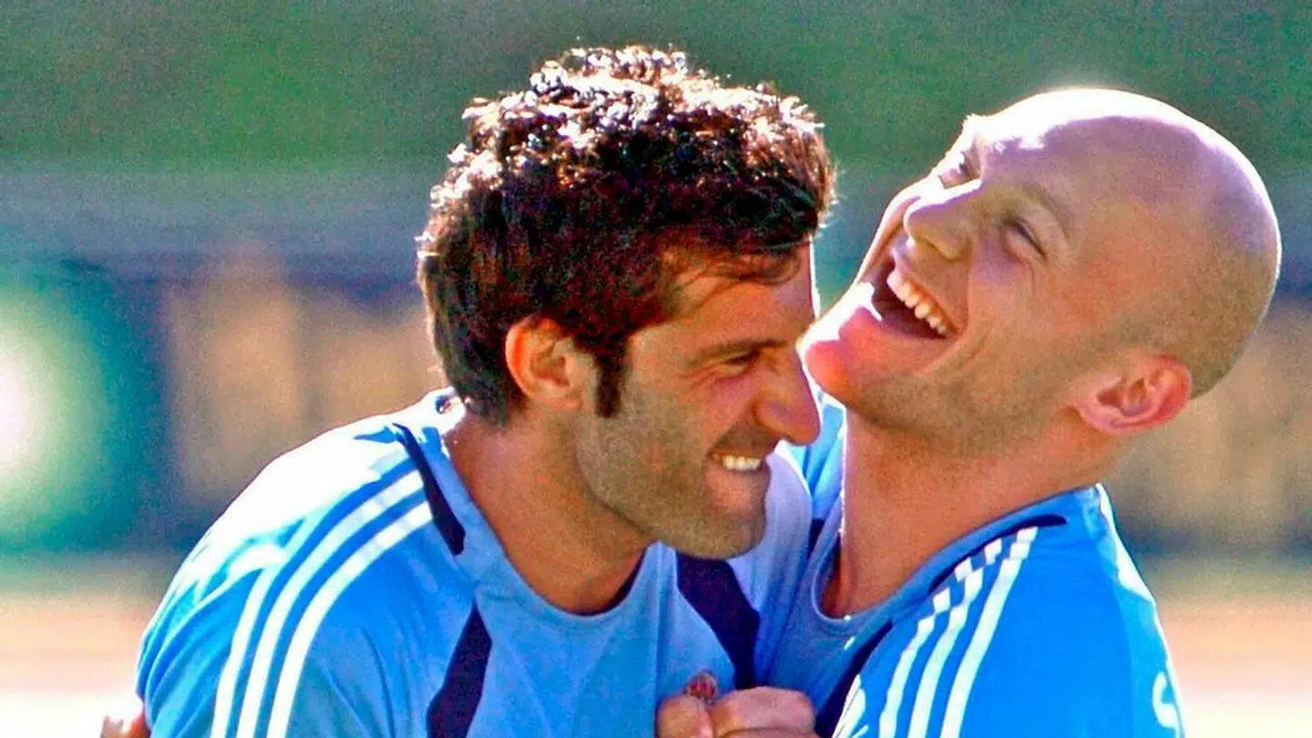 Gravesen og Figo, der tilsyneladende fjoller til træning.