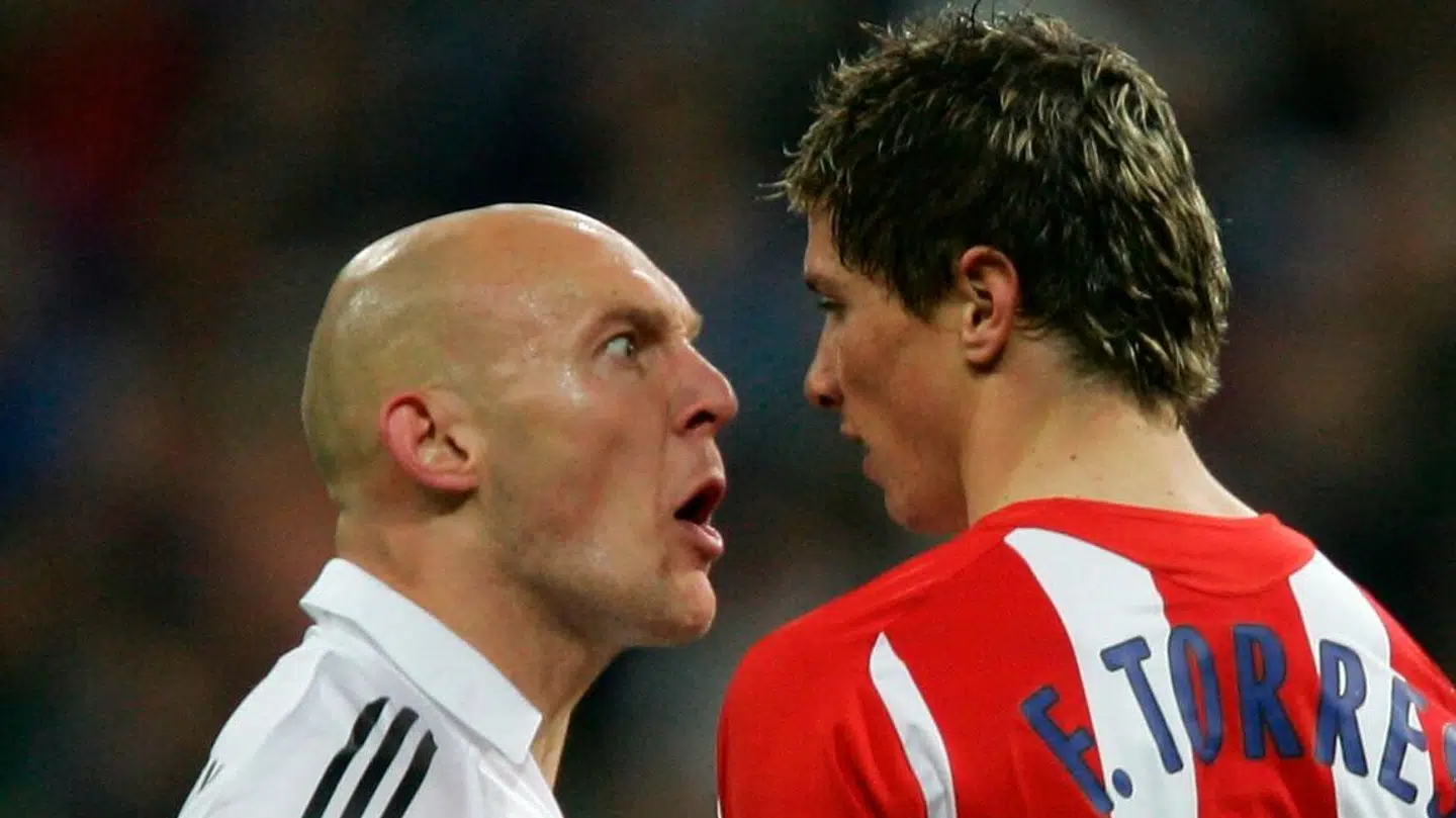 Gravesen og Fernando Torres under et lokalrival-opgør mellem Atletíco og Real.