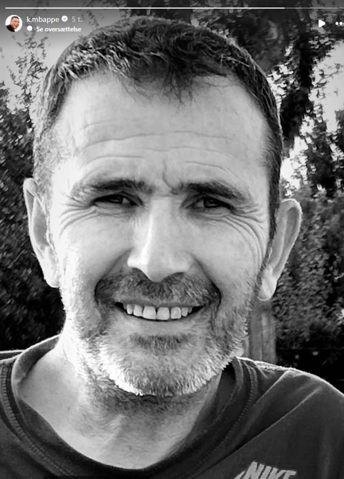 Alex, Mbappés onkel.