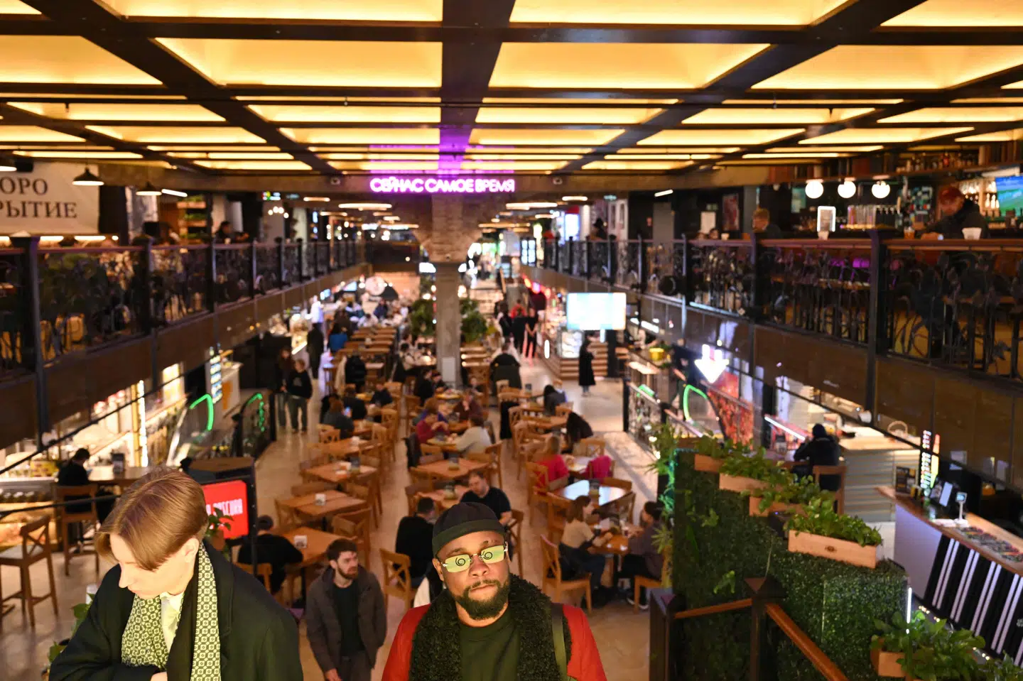 Moskovitter fast besluttet på at leve så godt og så normalt som muligt trods krigen i Ukraine og trods de tiltagende spændinger i forholdet til Vesten.