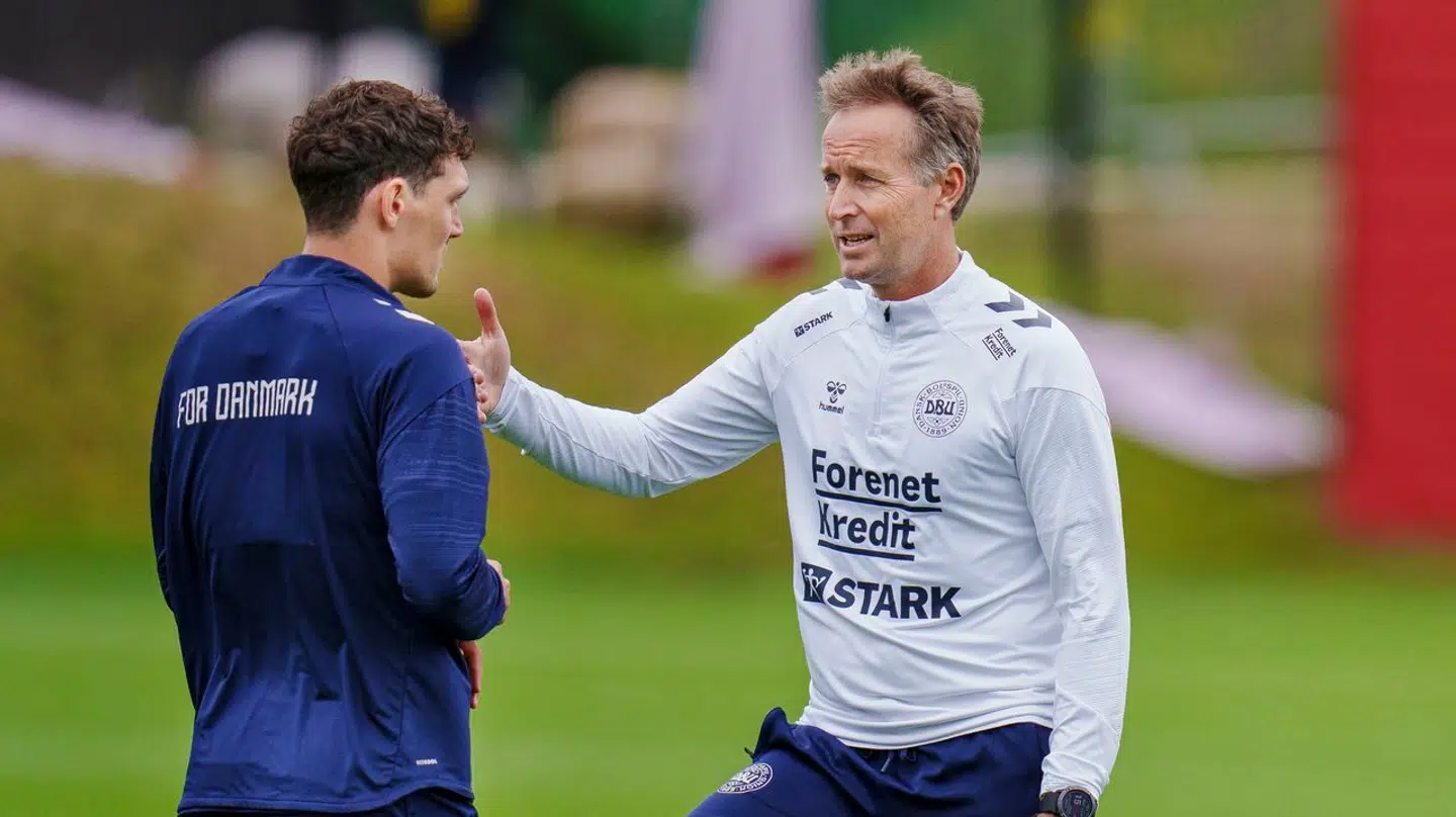 Det danske landshold er netop mødt ind i landsholdslejren inden EM.