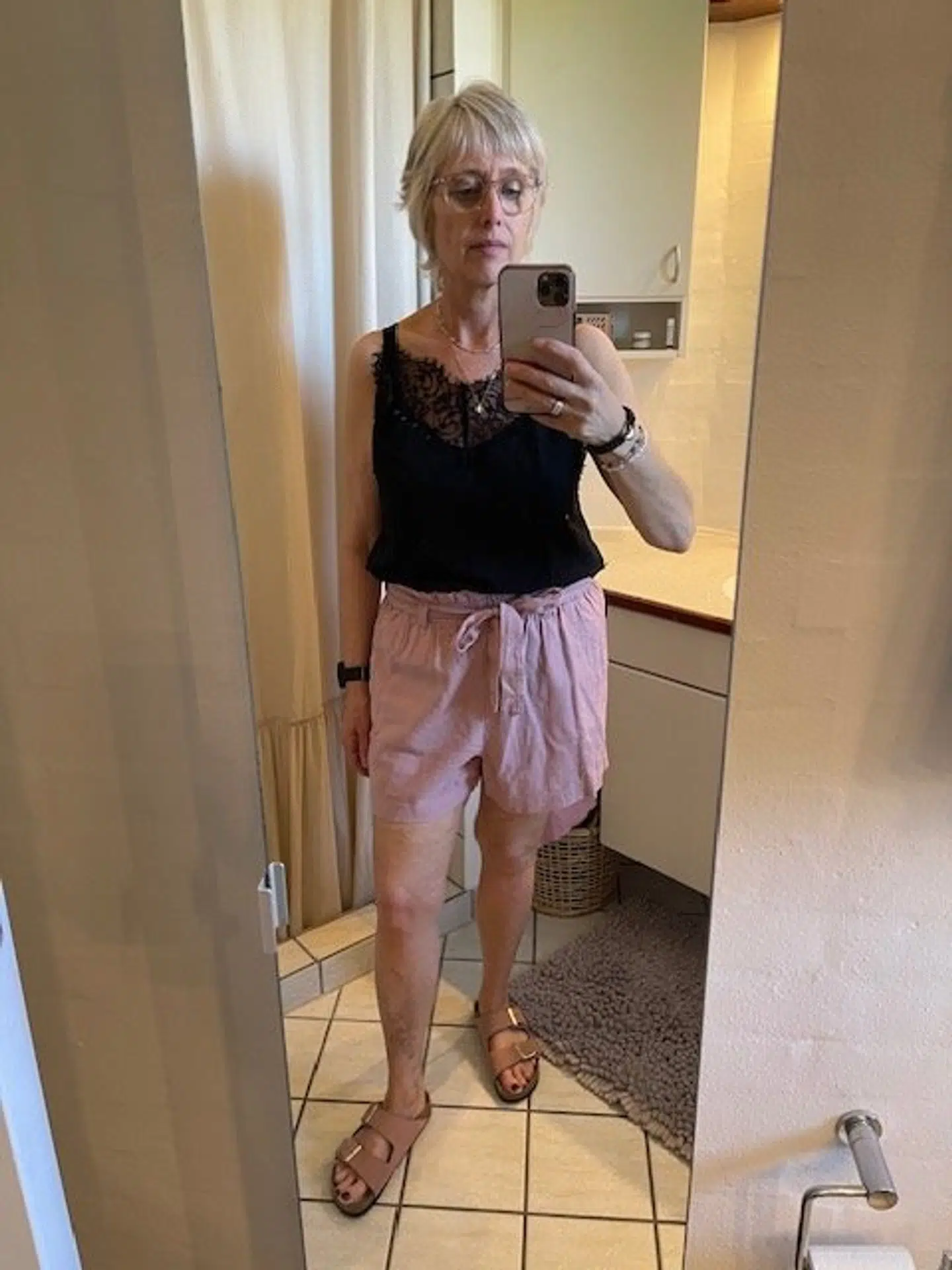 Sådan ser Lisbeth Guldberg ud i dag.