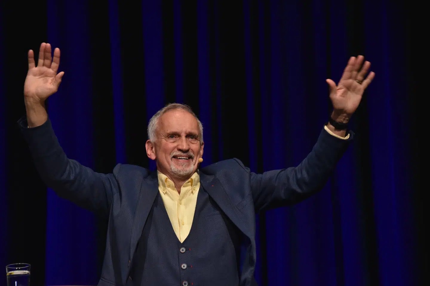 Jussi Adler-Olsens bøger bliver udgivet i Danmark Politikens Forlag og er oversat til en lang række sprog. Her ses han på den europæiske litteraturfestival Lit. Cologne i 2022. (Arkivfoto).