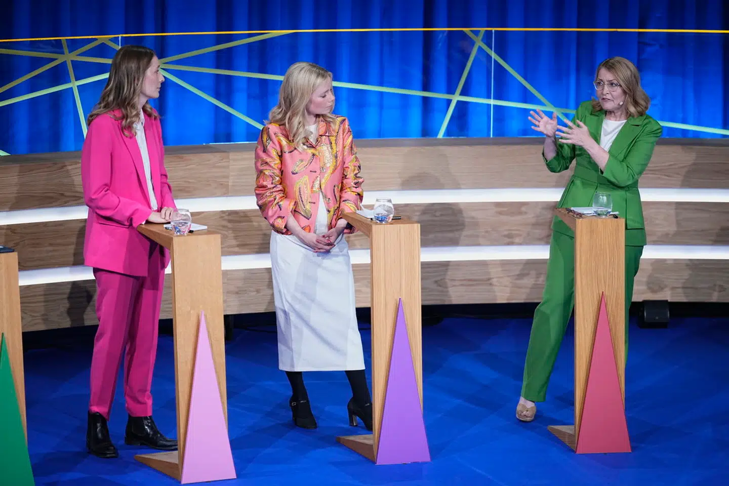 Partiernes spidskandidater til europaparlamentsvalget deltog i »vild« debat.