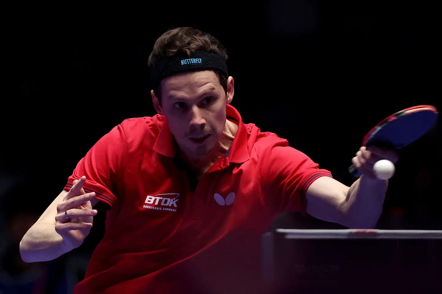 Danmarks bedste bordtennisspiller Jonathan Groth er som nummer 21 i verden selvskrevet til det danske OL-hold, der fredag blev udtaget. (Arkivfoto).