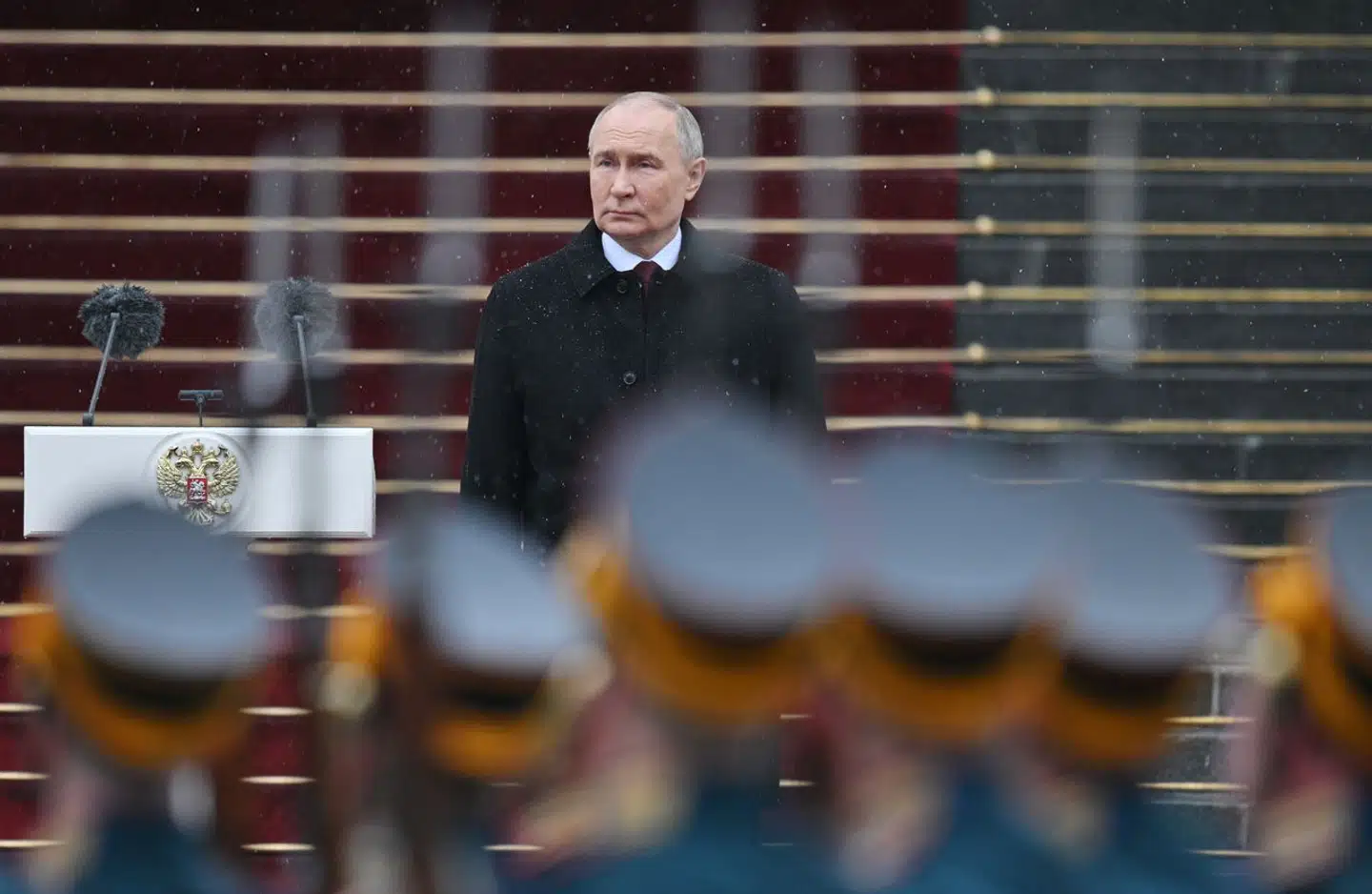 Russisk stats-tv fyldte aftenen på den europæiske valgdag med Vladimir Putins atomtrusler. Spørgsmålet er, om de også får lov at fylde i Europa.