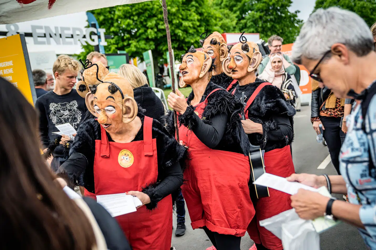 »Hånden på hjertet: Hvor folkeligt er og kan Folkemødet være?« spørger Malene Sønderskov.