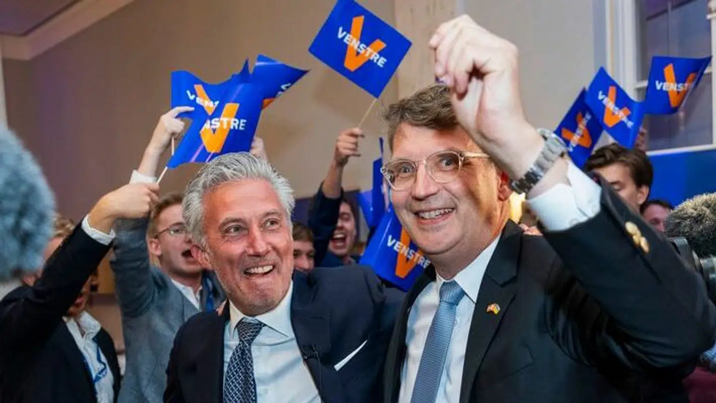 Morten Løkkegaard og Troels Lund Poulsen ankommer til valgfesten hos Venstre (V)