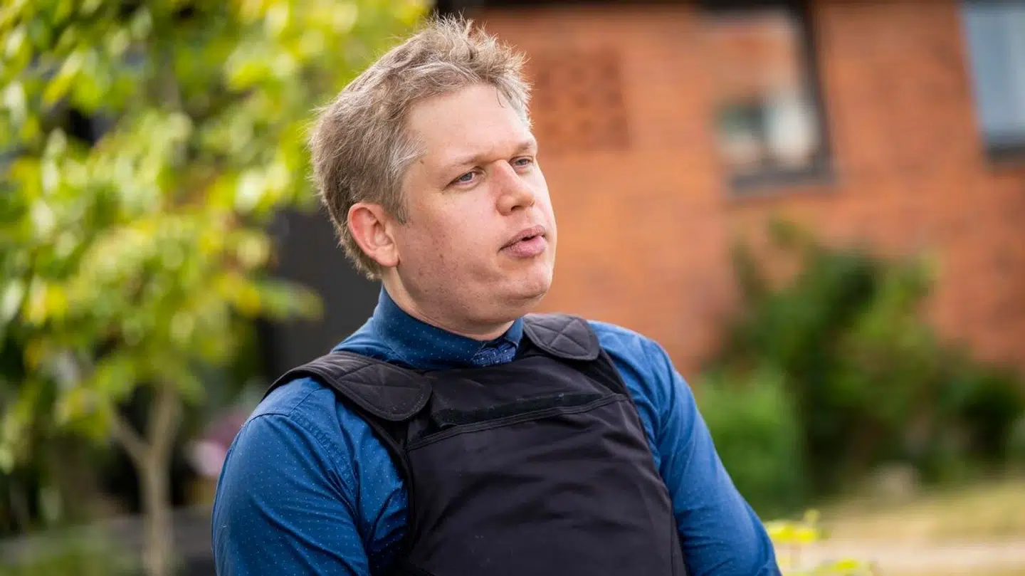 Rasmus Paludan optræder i videoen.