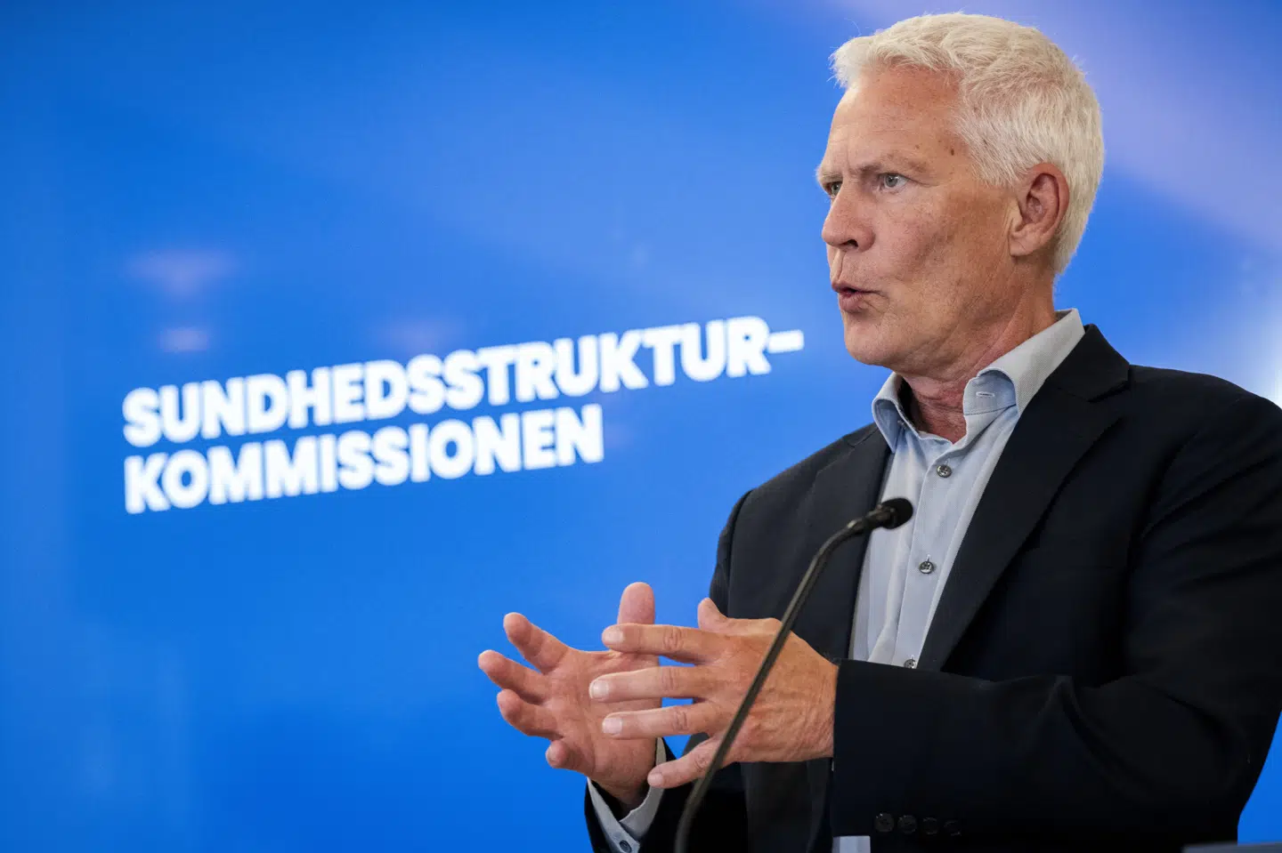 Sundhedsstrukturkommissionens formand Jesper Fisker præsenterede tirsdag kommissionens anbefalinger til et nyt sundhedsvæsen på et pressemøde på Holbæk Sygehus.