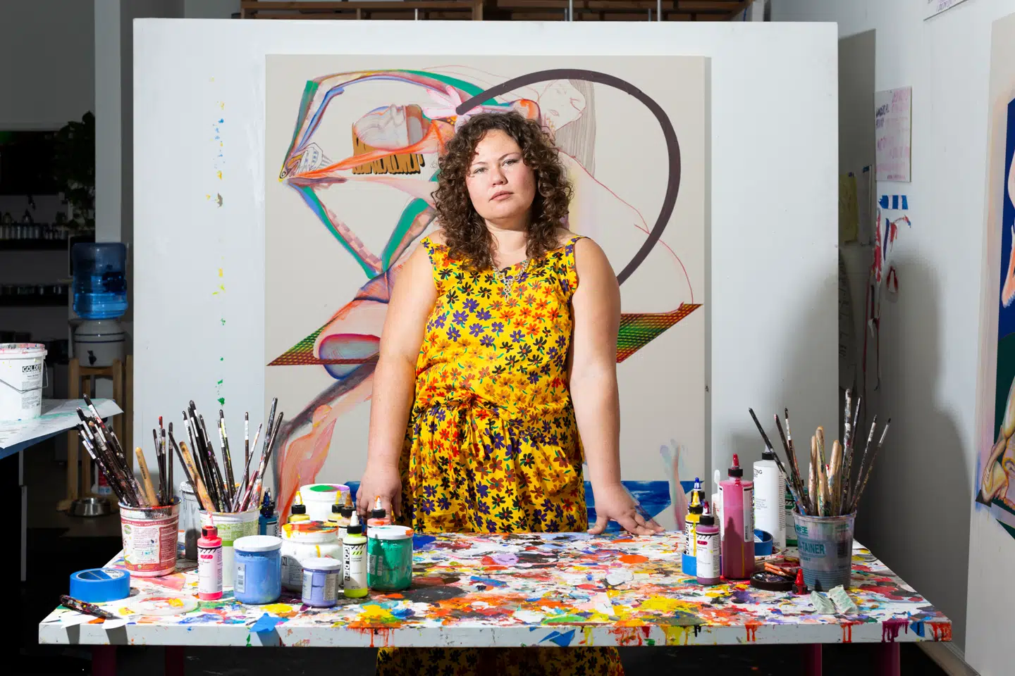 Christina Quarles i sit atelier