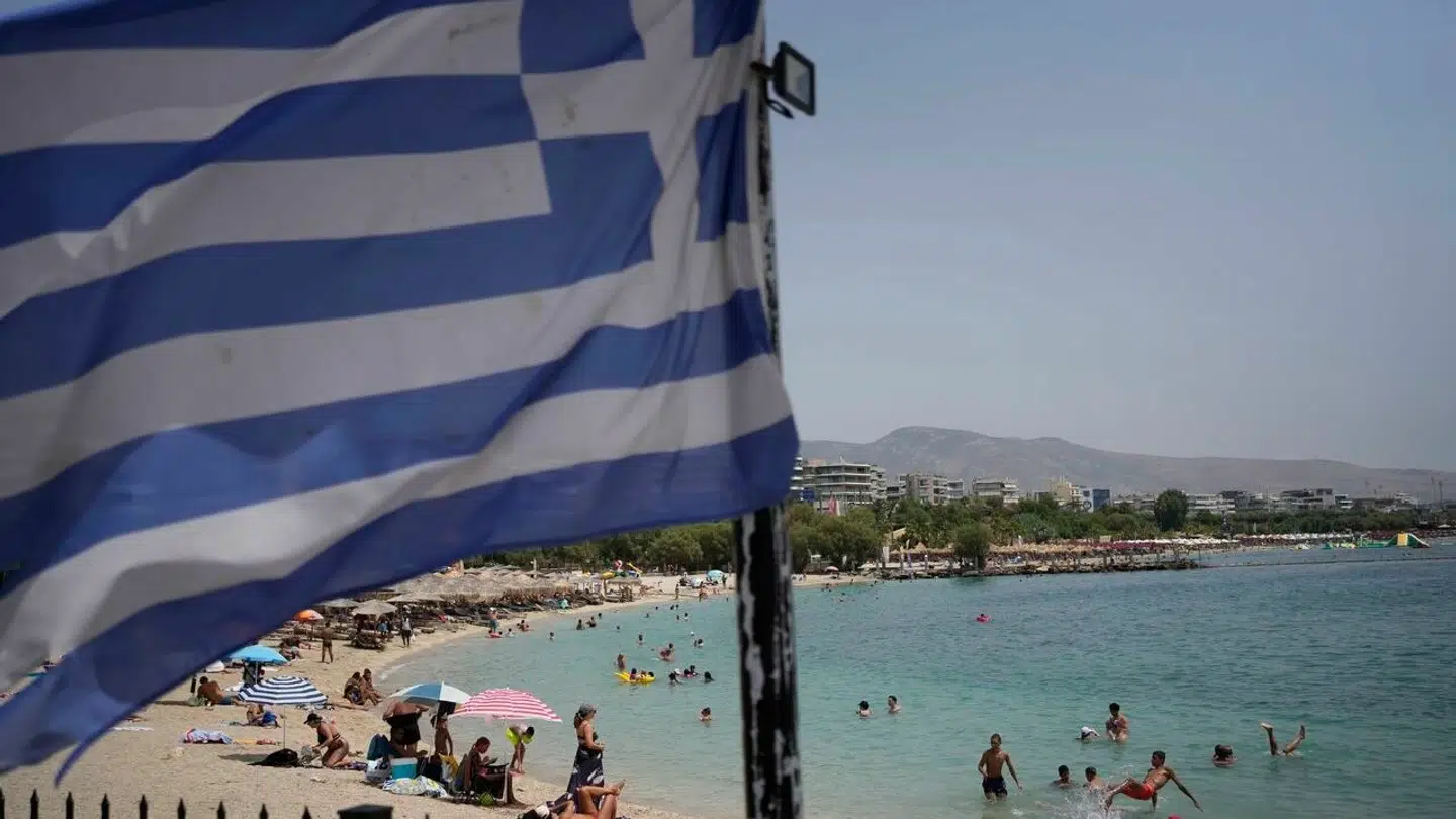 Det er meget varmt i Grækenland lige nu, og flere turister er forsvundet eller fundet døde efter vandreture i heden.