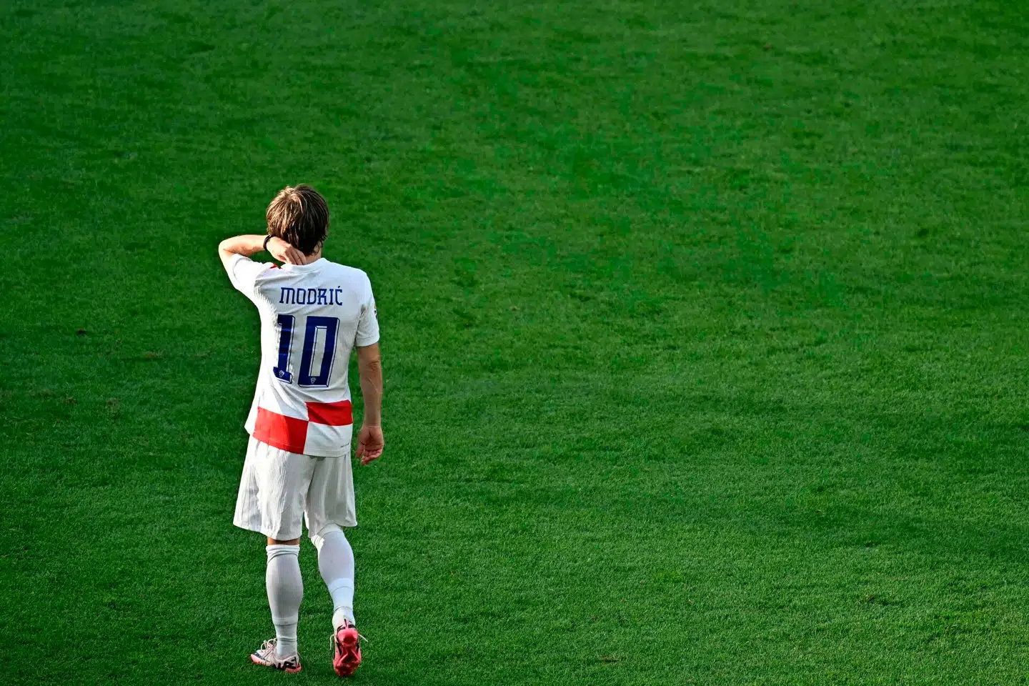 Den kroatiske stjerne Luka Modric så pludselig så gammel og mæt ud, skriver Asker Hedegaard Boye. Foto: Gabriel Boyus, Scanpix