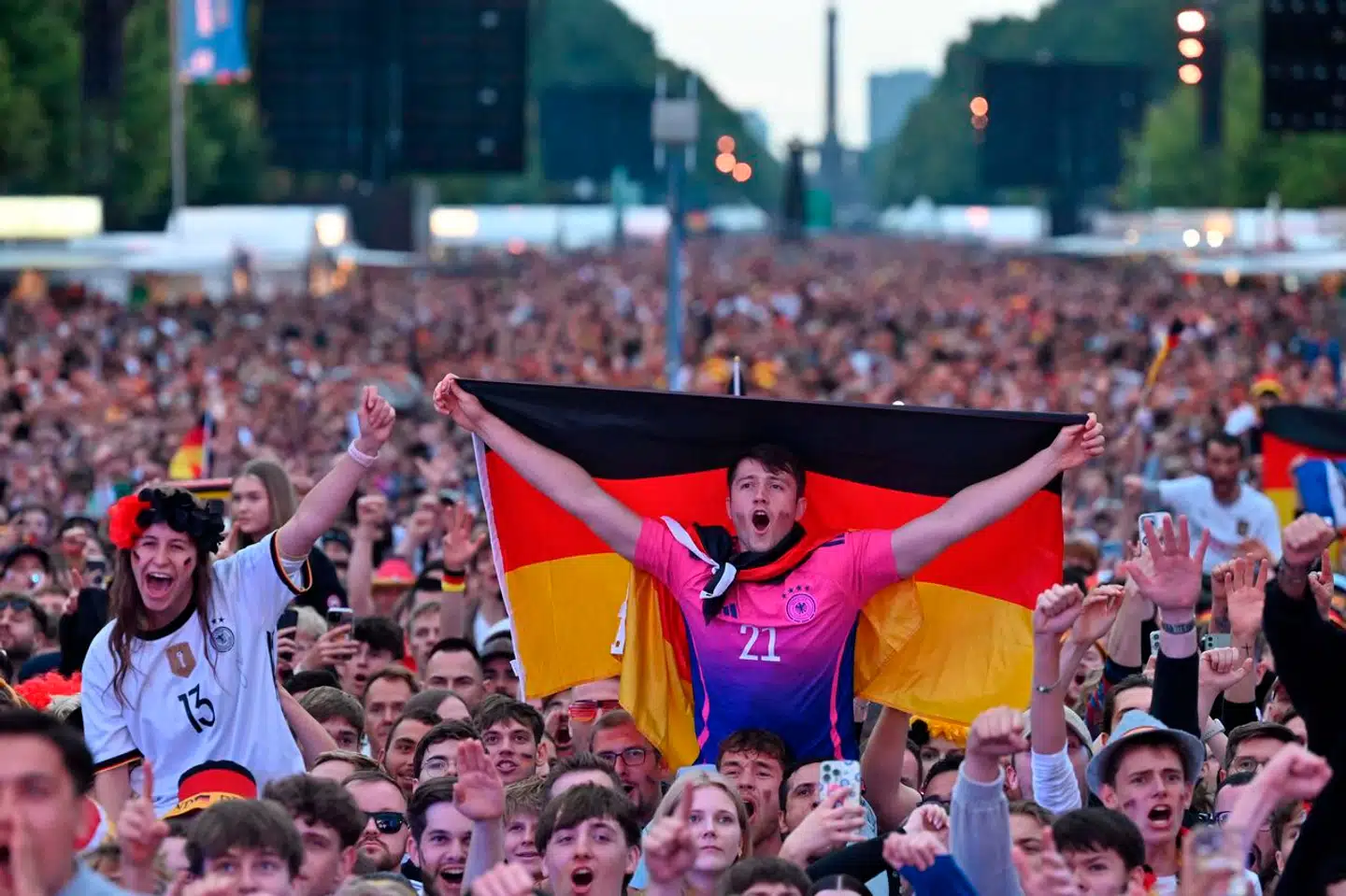 Værtsnationen møder Ungarn på onsdag. Foto: Ralf Hirschberger, Scanpix