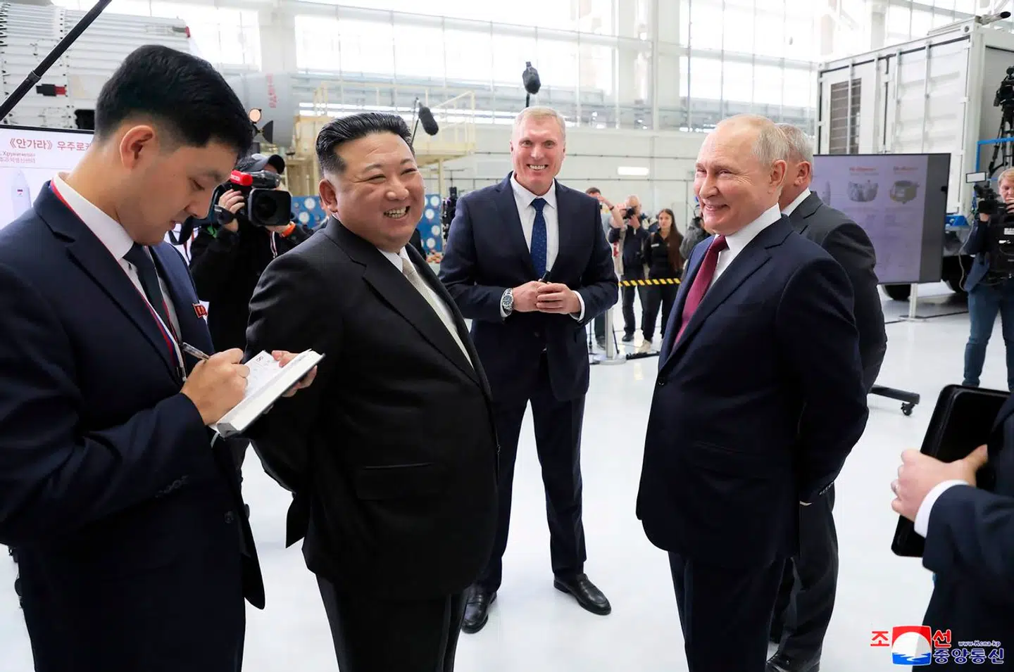 Nordkoreas leder Kim Jong-un besøgte i september 2023 det russiske Fjernøsten og præsident Vladimir Putin. Siden har Rusland givet de trængte nordkoreanere en uvurderlig gave. Nu er tiden kommet til et genbesøg fra Putin – og til at høste takken.