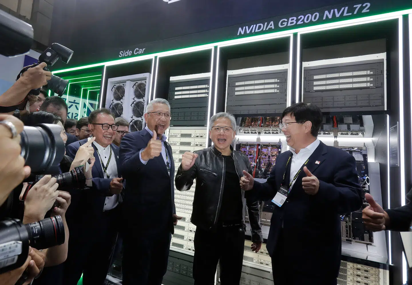 Der er god grund til at være glad for topchef i NVIDIA Jen-Hsun »Jensen« Huang. NVIDIA er nemlig blevet verdens mest værdifulde selskab efter en rejse med raketfart.