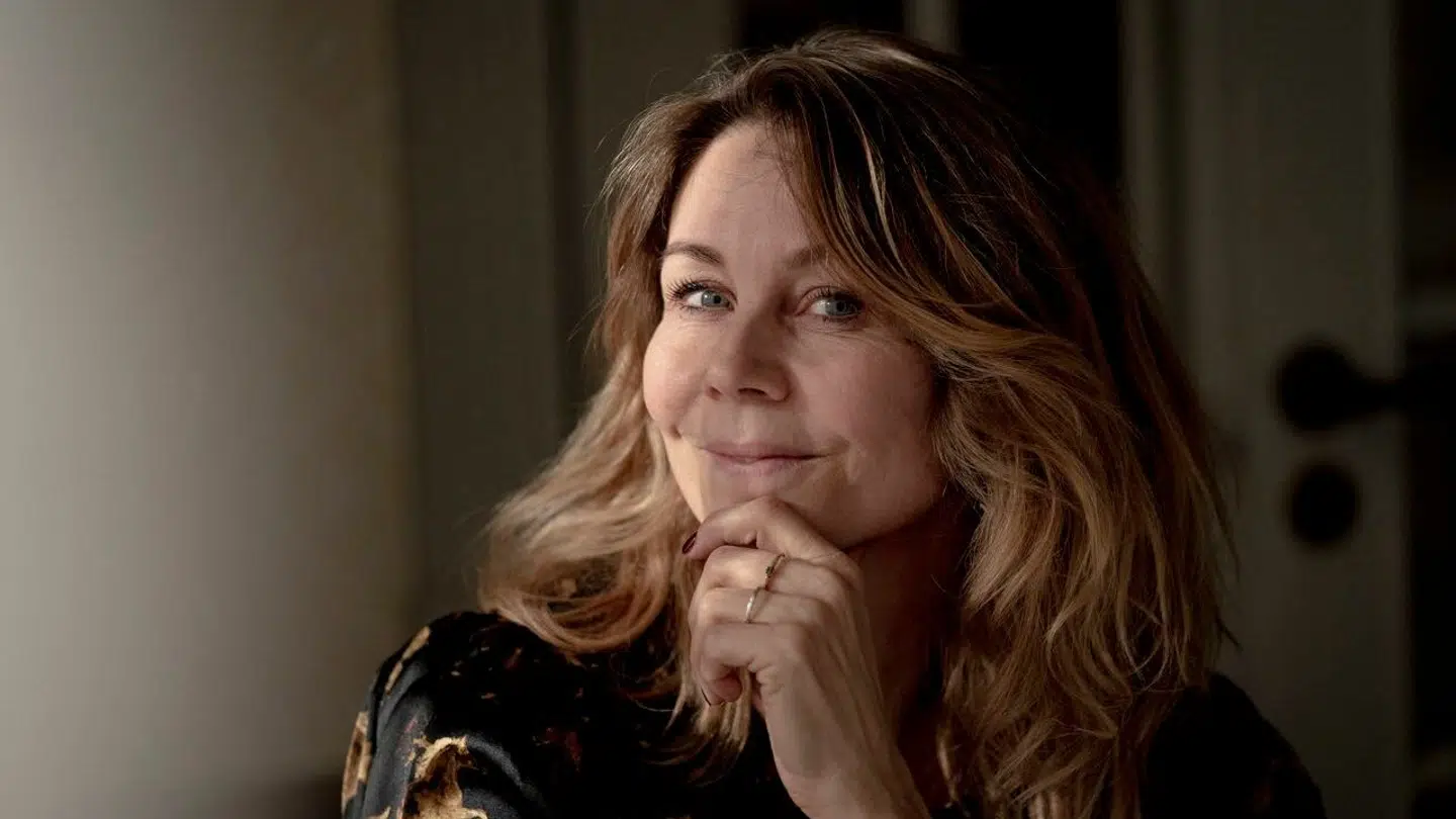 Det var i sminken, før optagelser til 'Badehotellet', at Anne Louise Hassing første gang oplevede overgangsalderen vise tænder.