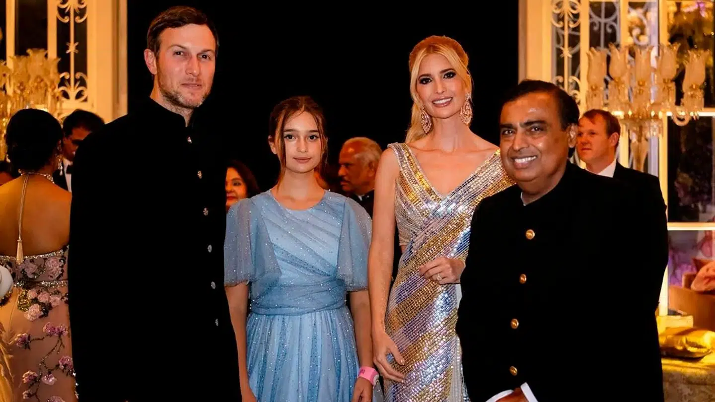 Ivanka Trump og manden Jared Kushner i Indien tidligere på året i forbindelse med et bryllup for sønnen af Indiens rigeste mand.