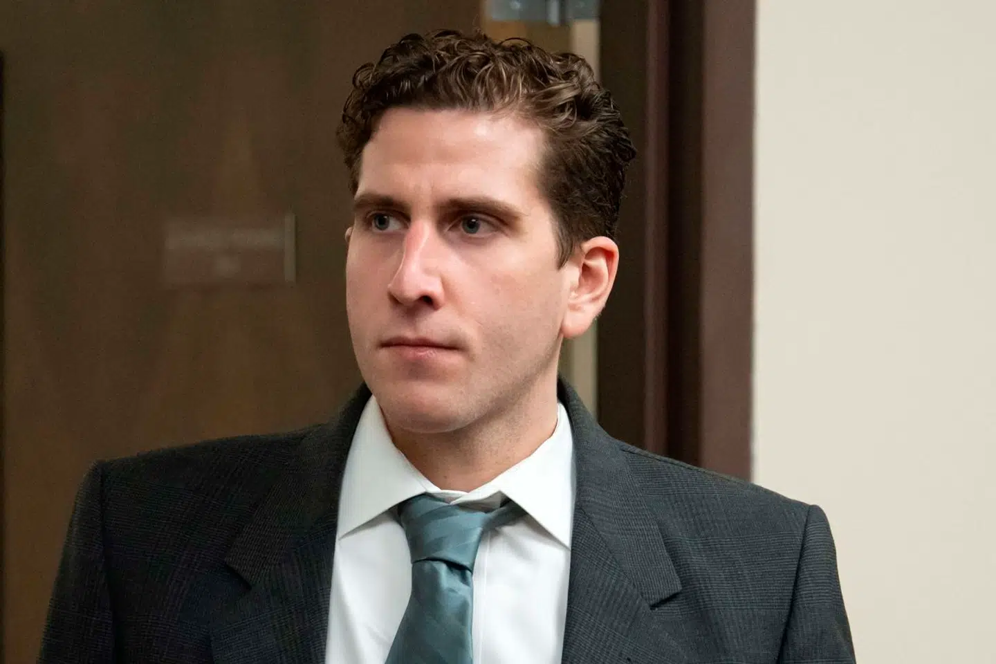 Bryan Christopher Kohberger sidder stadig varetægtsfængslet.