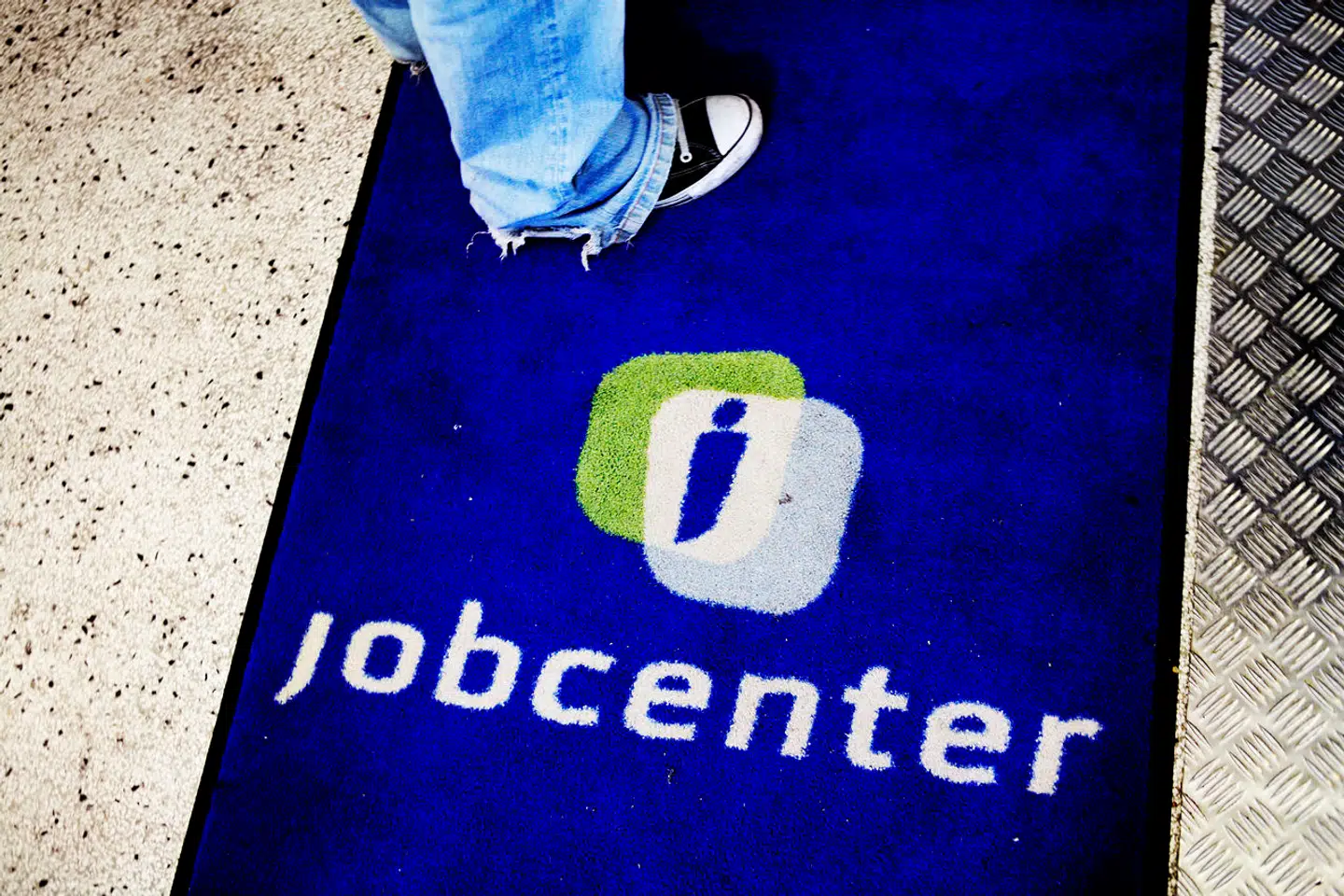 Der er kommet færre ledige, men det til trods er medarbejderstaben på jobcentrene uændret.