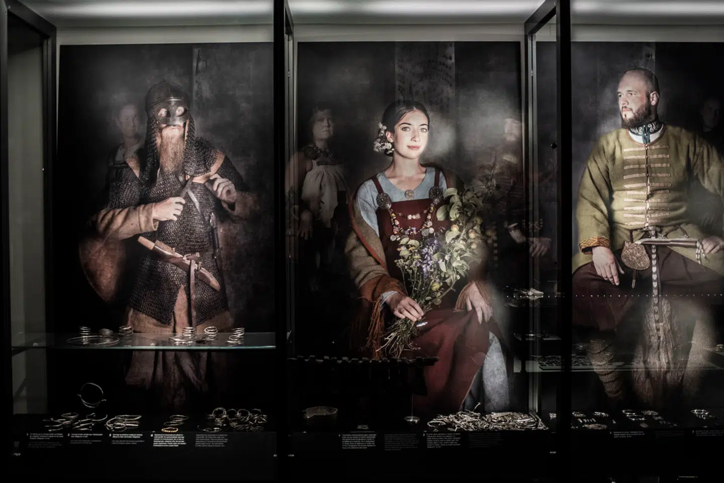 »Velfærdsstaten trækker en ensartethed ned over danskerne, der i stigende grad har udvisket relevansen af finkulturen og dermed på længere sigt forståelsen af vores historie,« skriver Mathilde Kastbjerg. Her ses Jim Lyngvilds omdiskuterede vikingeudstilling på Nationalmuseet fra 2018.